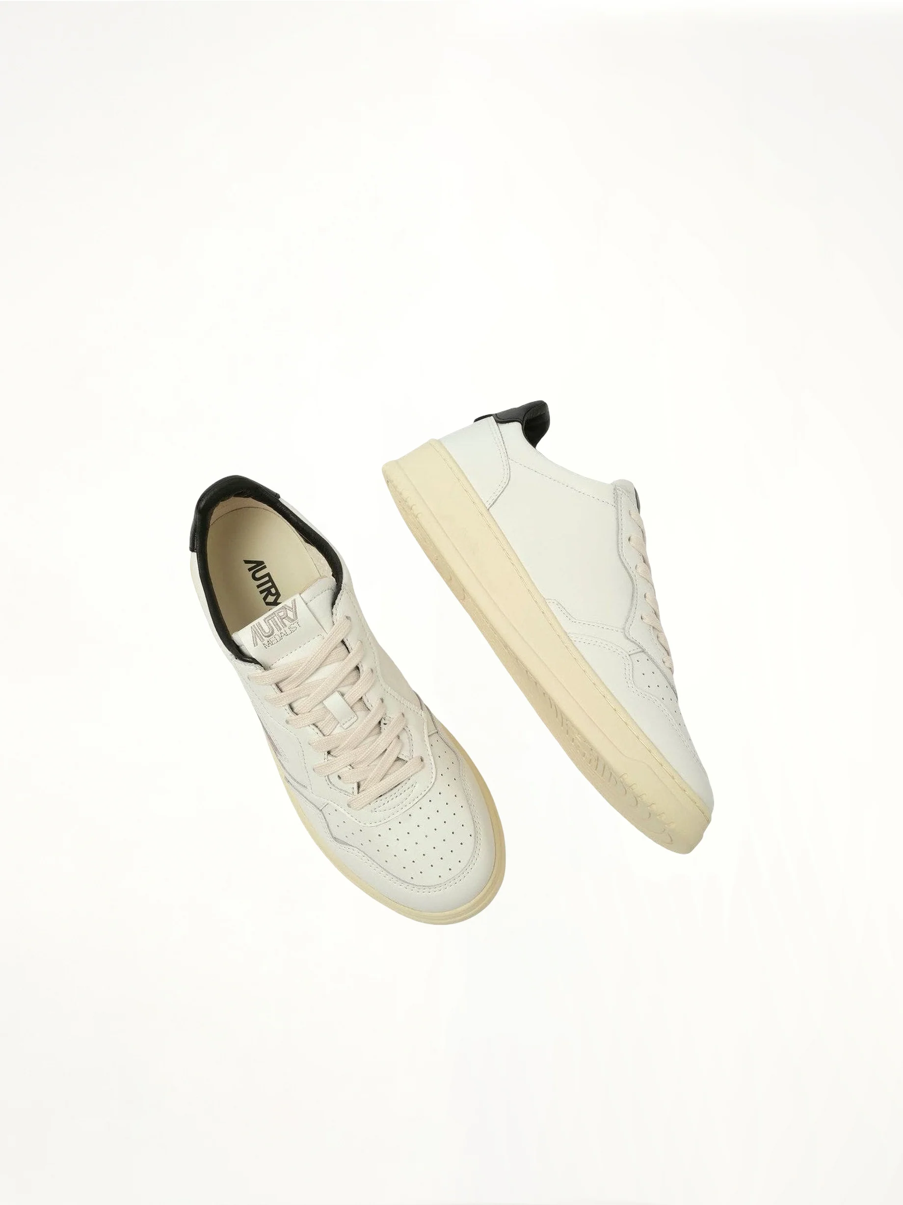 Medalist Low Game Set Sneakers in White/Black - Image 4