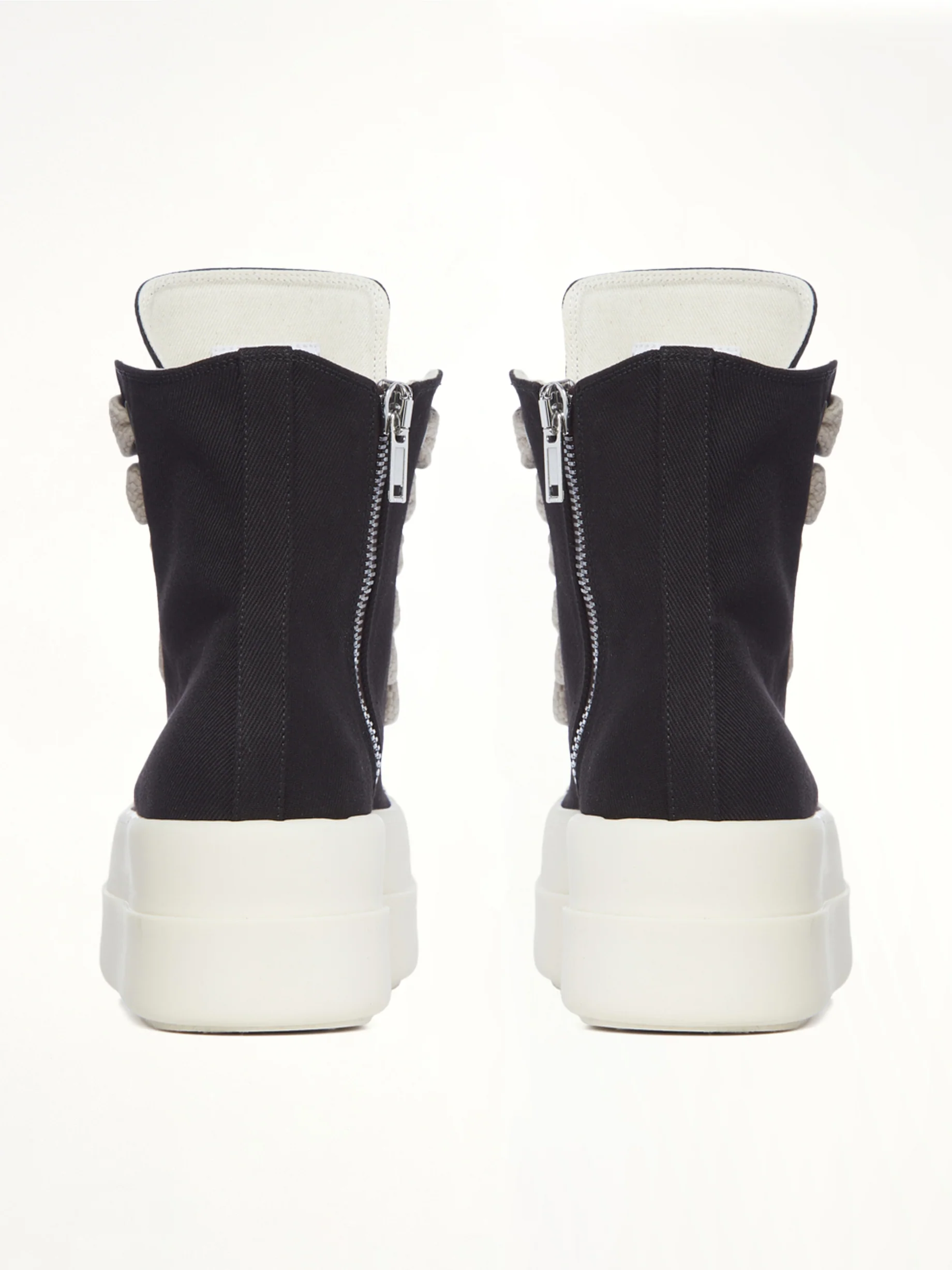 Mega Bumper Jumbolace Sneaks in Black/Milk - Image 5