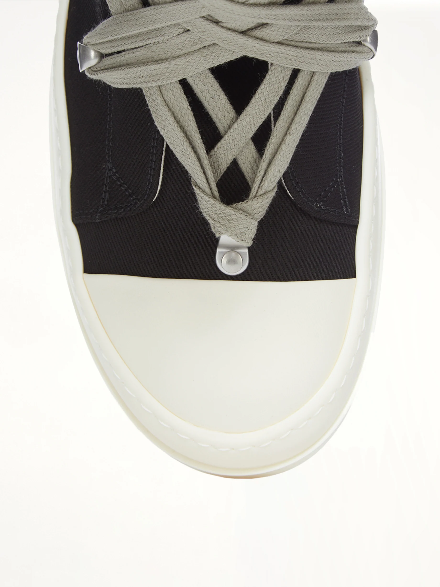 Megalace Sneaks in Black/Milk - Image 6