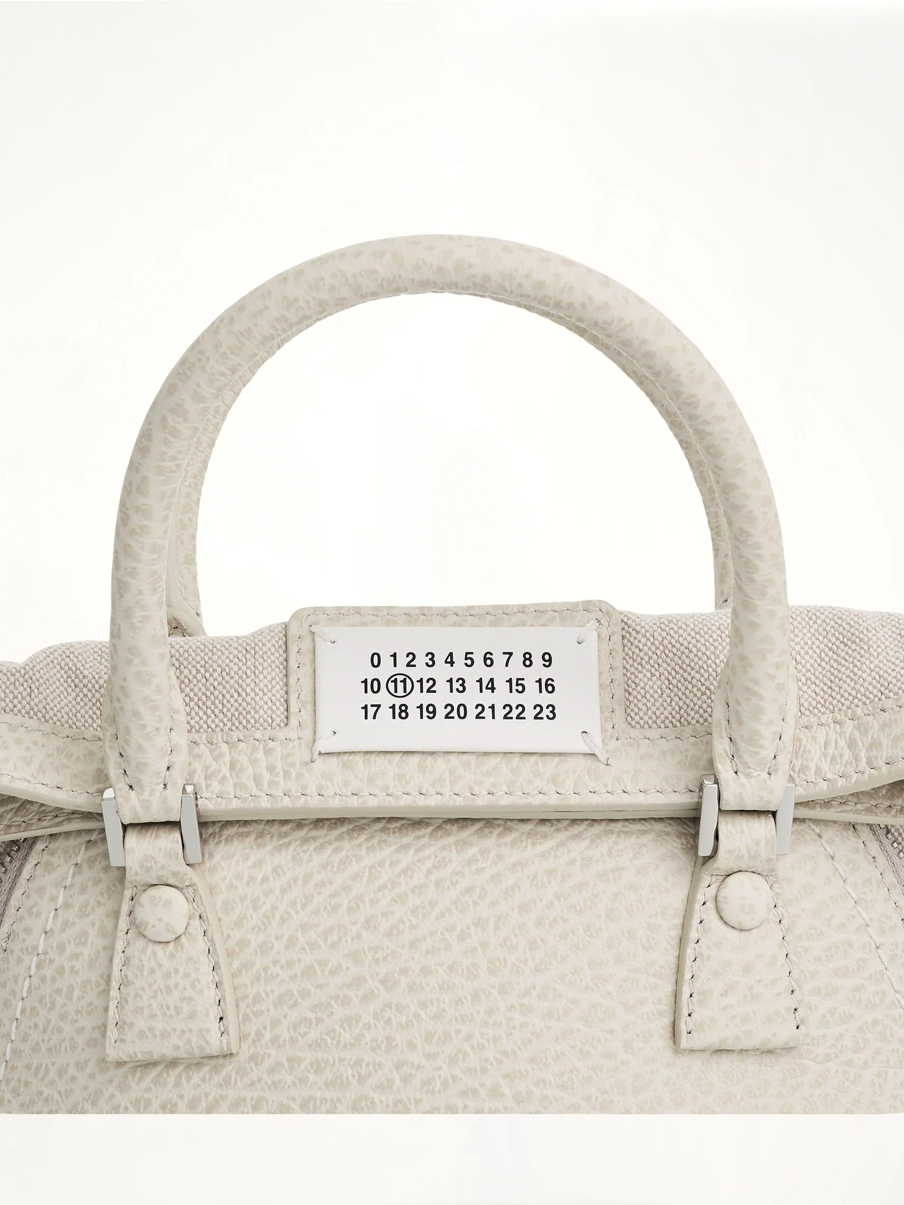 Micro 5AC Bag in Grey - Image 6