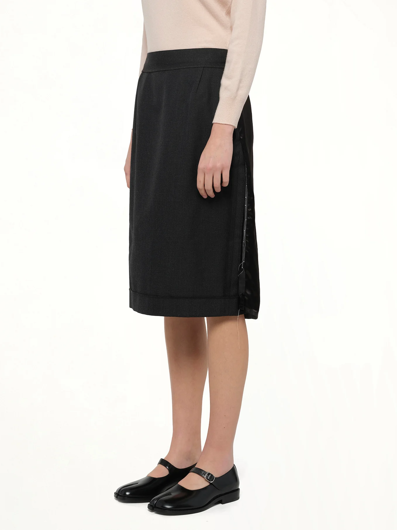 Midi Skirt in Carbon Melange/Black - Image 3