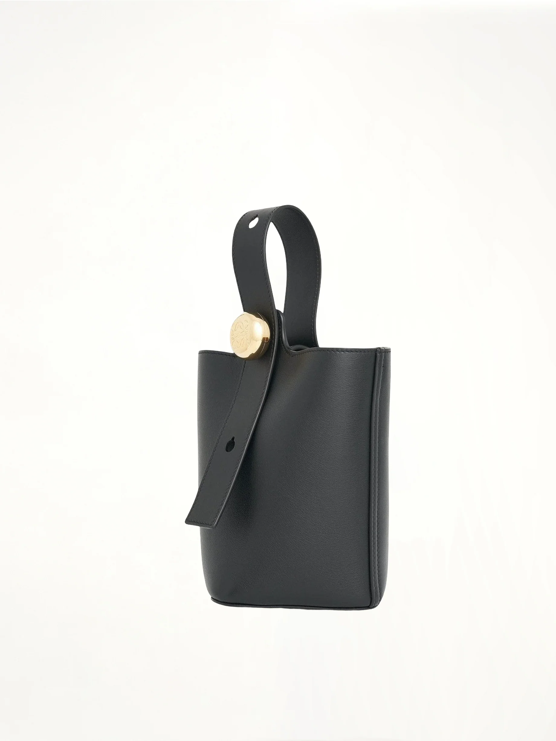 Mini Pebble Bucket Bag in Black
