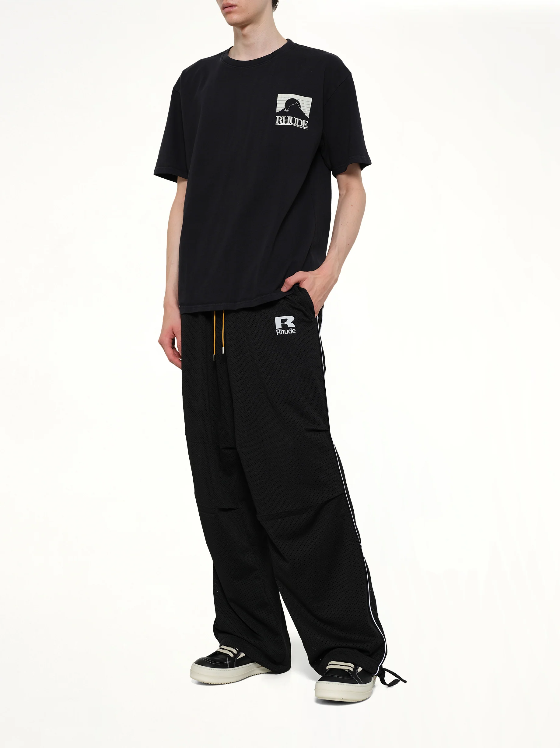 Moonlight Pack T-Shirt in Vintage Black - Image 4