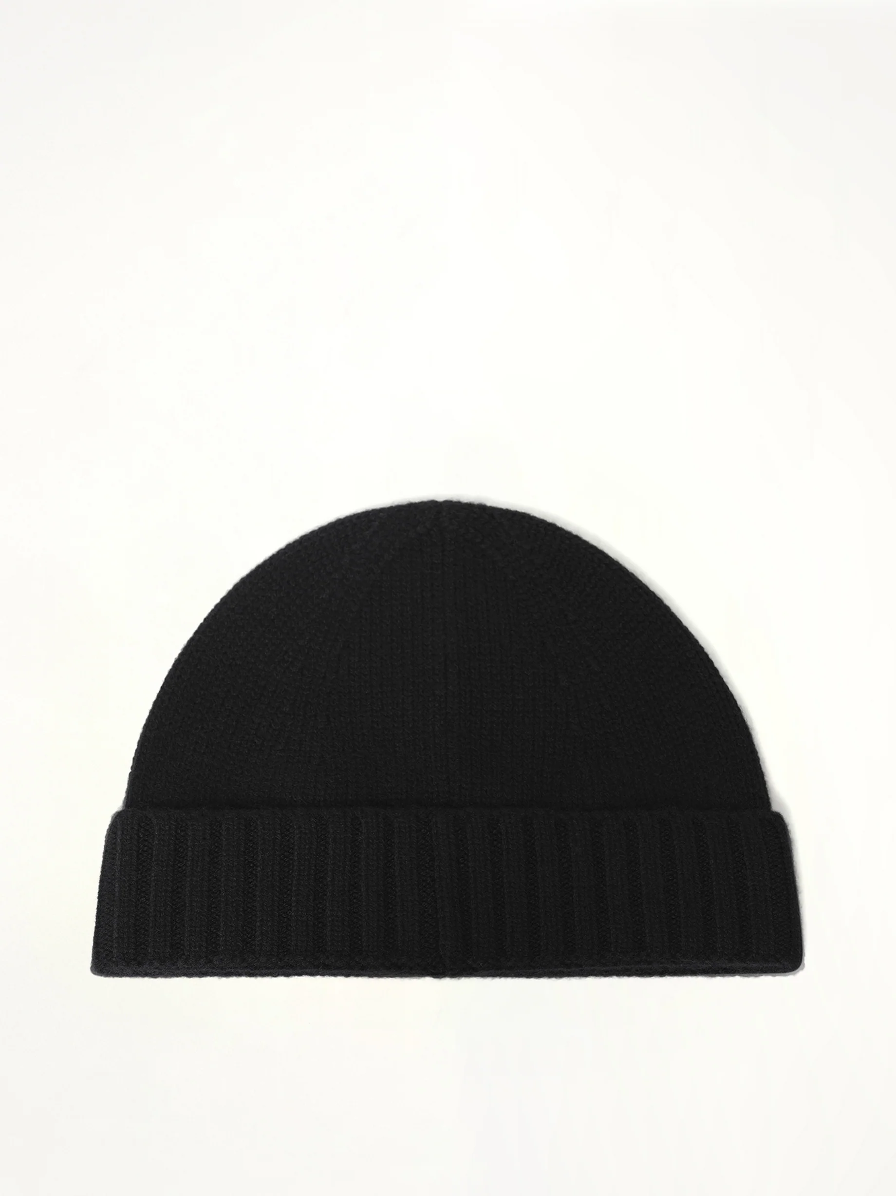 N10001 Stone Island Beanie in Black - Image 2