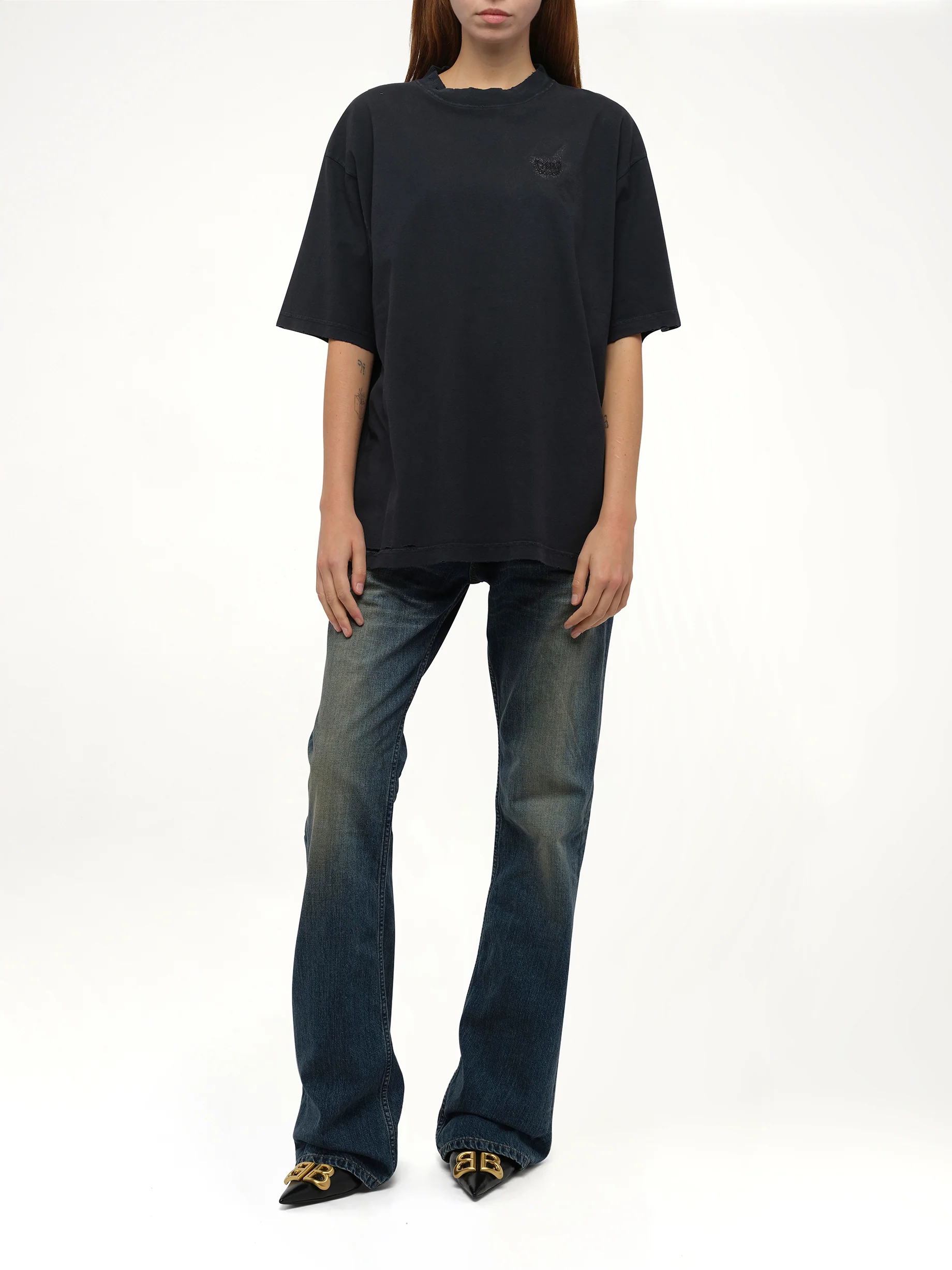Nail Polish Medium Fit T-Shirt in Faded Washed Black - Image 4