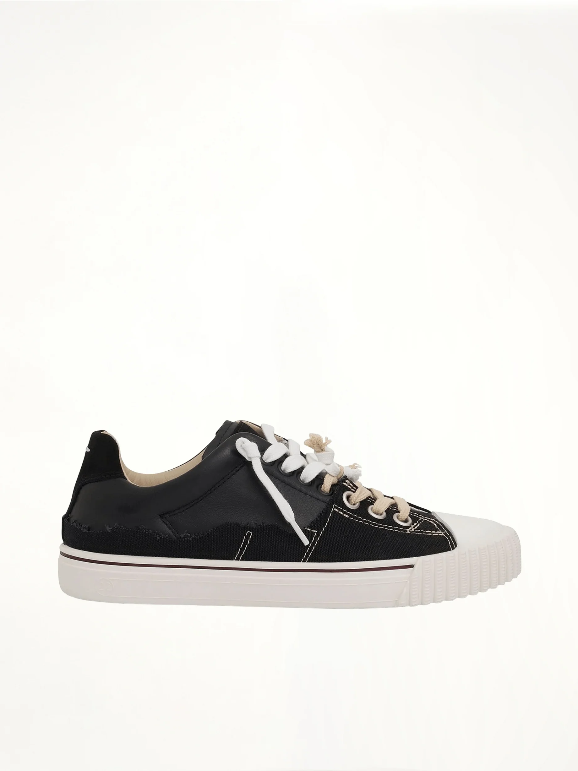 New Evolution Sneaker in Black