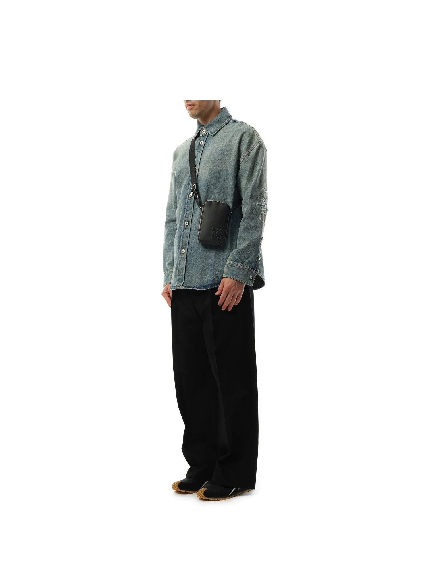 New Vertical Crossbody Pocket in Black - Image 4
