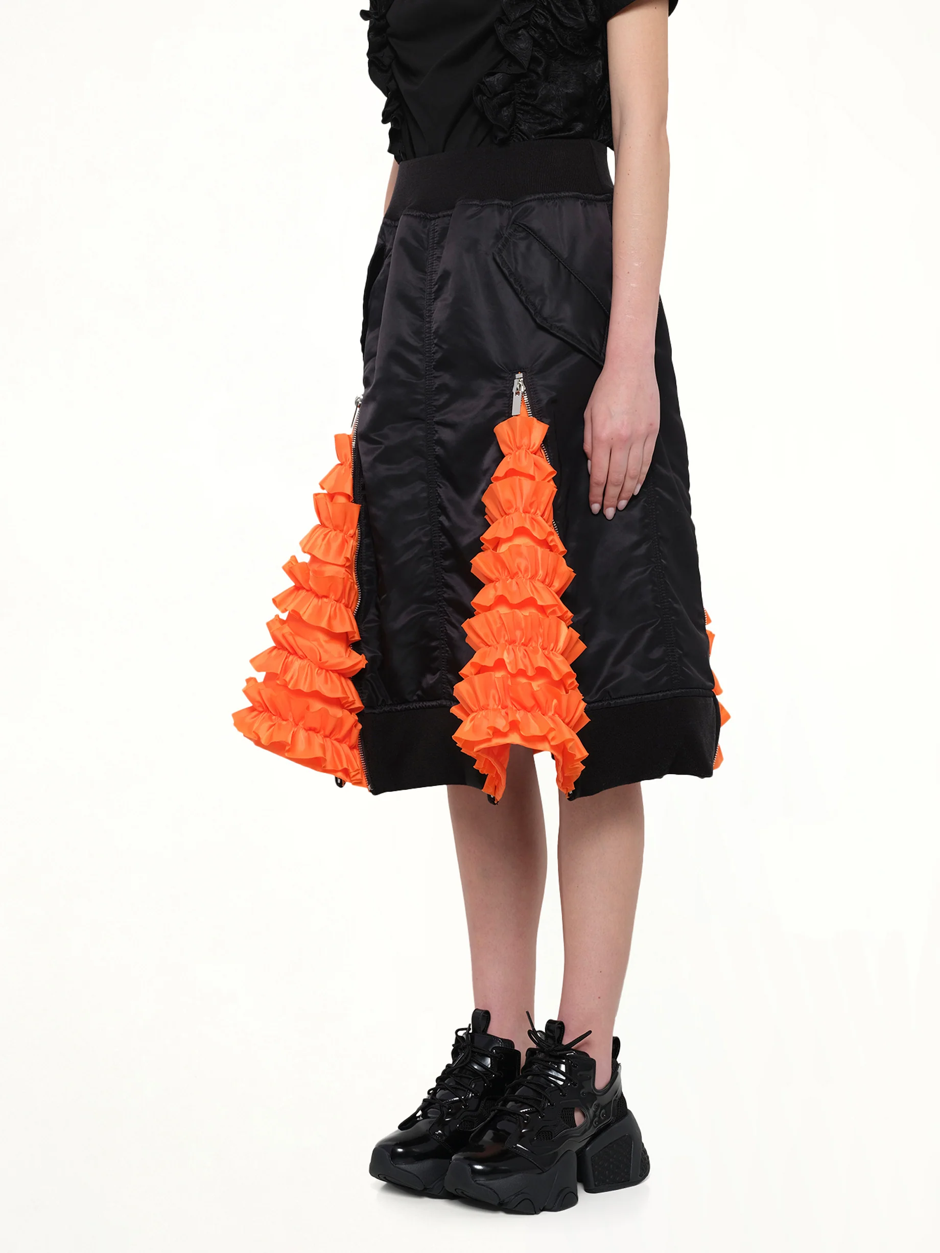 Noir Kei Ninomiya Nylon Twill Skirt in Black - Image 3