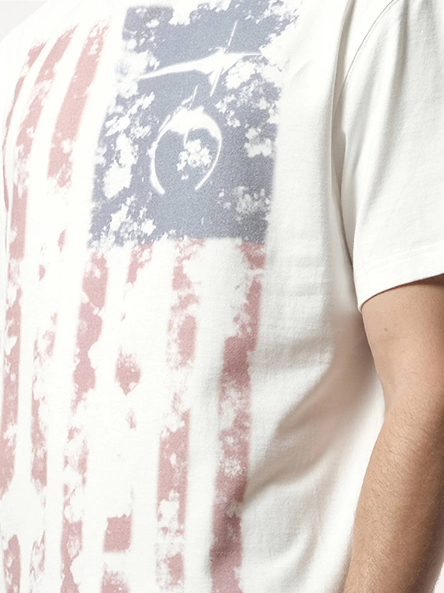 Old Glory T-Shirt in White - Image 3