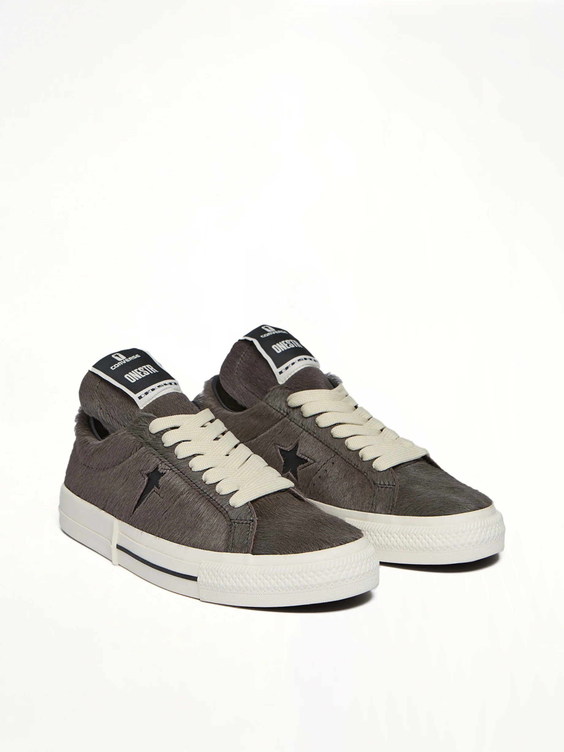 One Star Fur Sneaker A14796C in Dark Dust/Black - Image 2