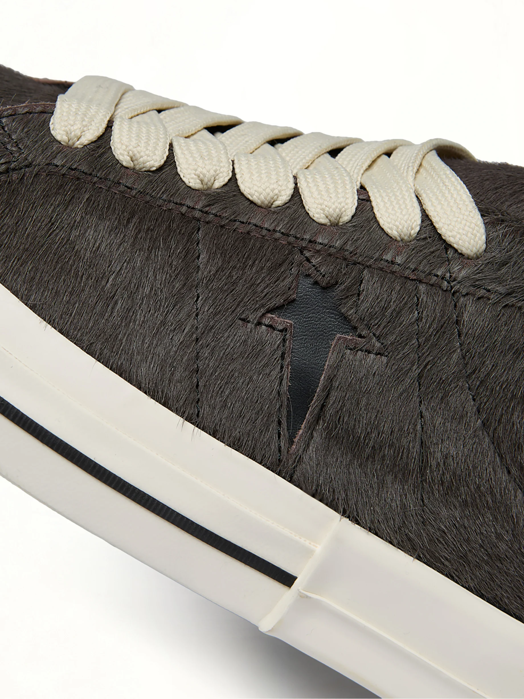 One Star Fur Sneaker A14796C in Dark Dust/Black - Image 8