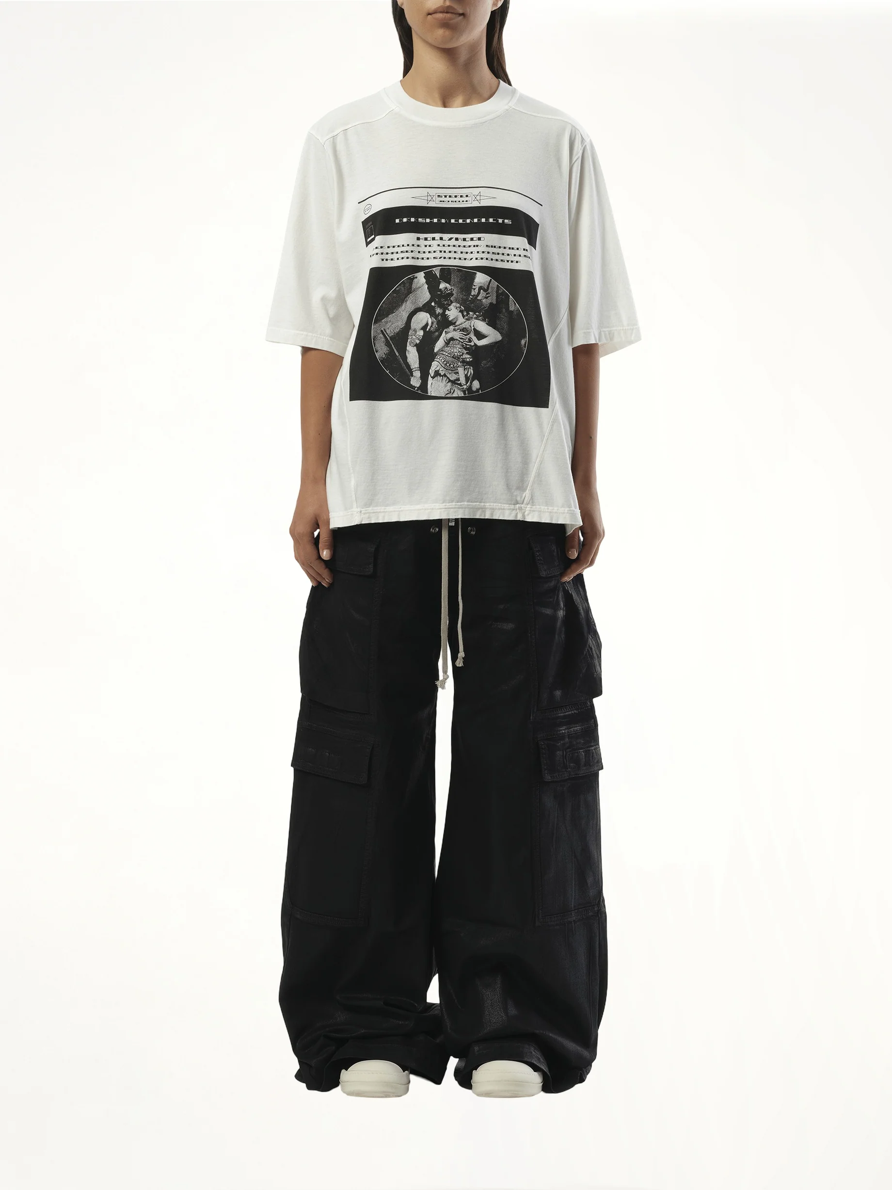 Opera Print Walrus T-Shirt in Milk/Black - Image 4