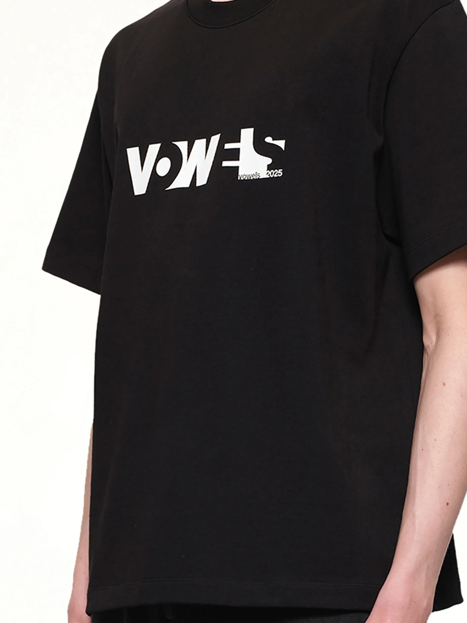 Overall T-Shirt in Black - Image 6