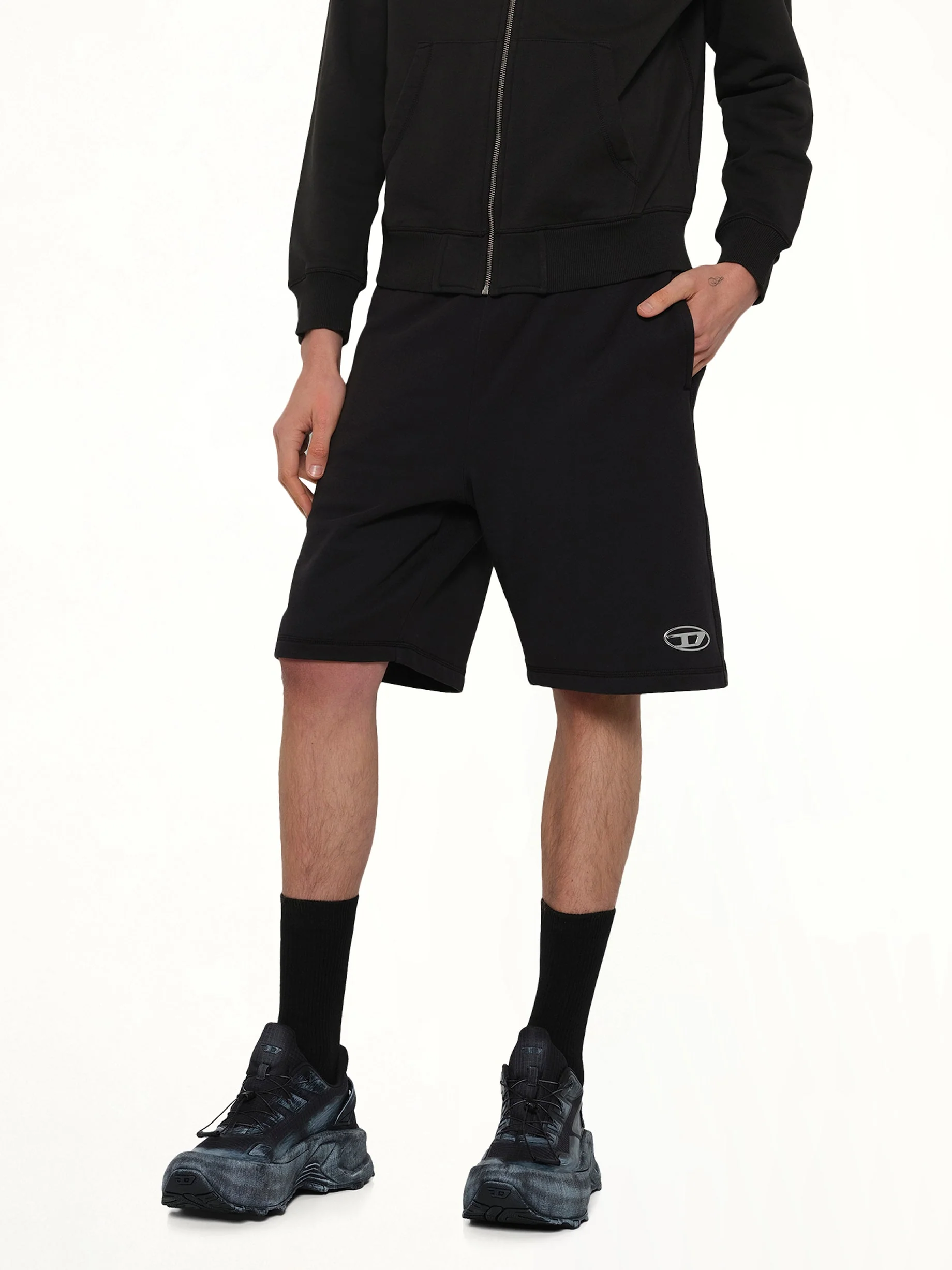 P-MARSHY-IOD Shorts in Black - Image 6