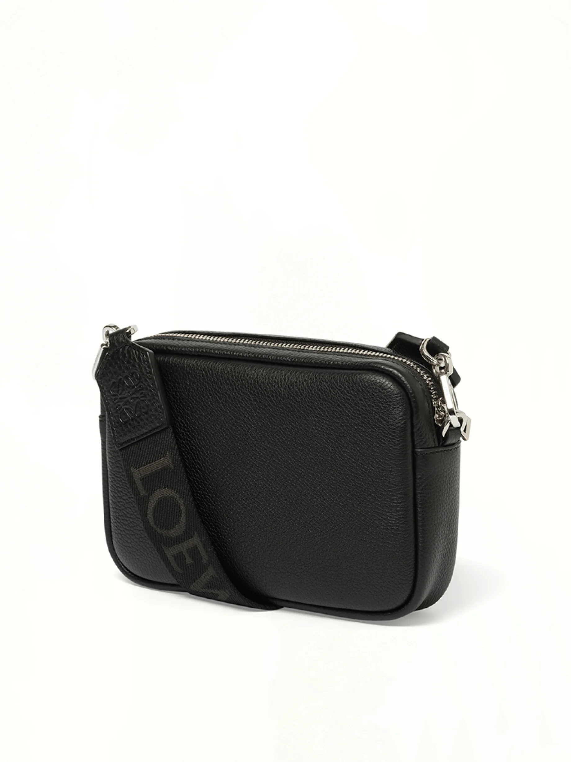 Calfskin Pebble Messenger Small in Black - Image 3