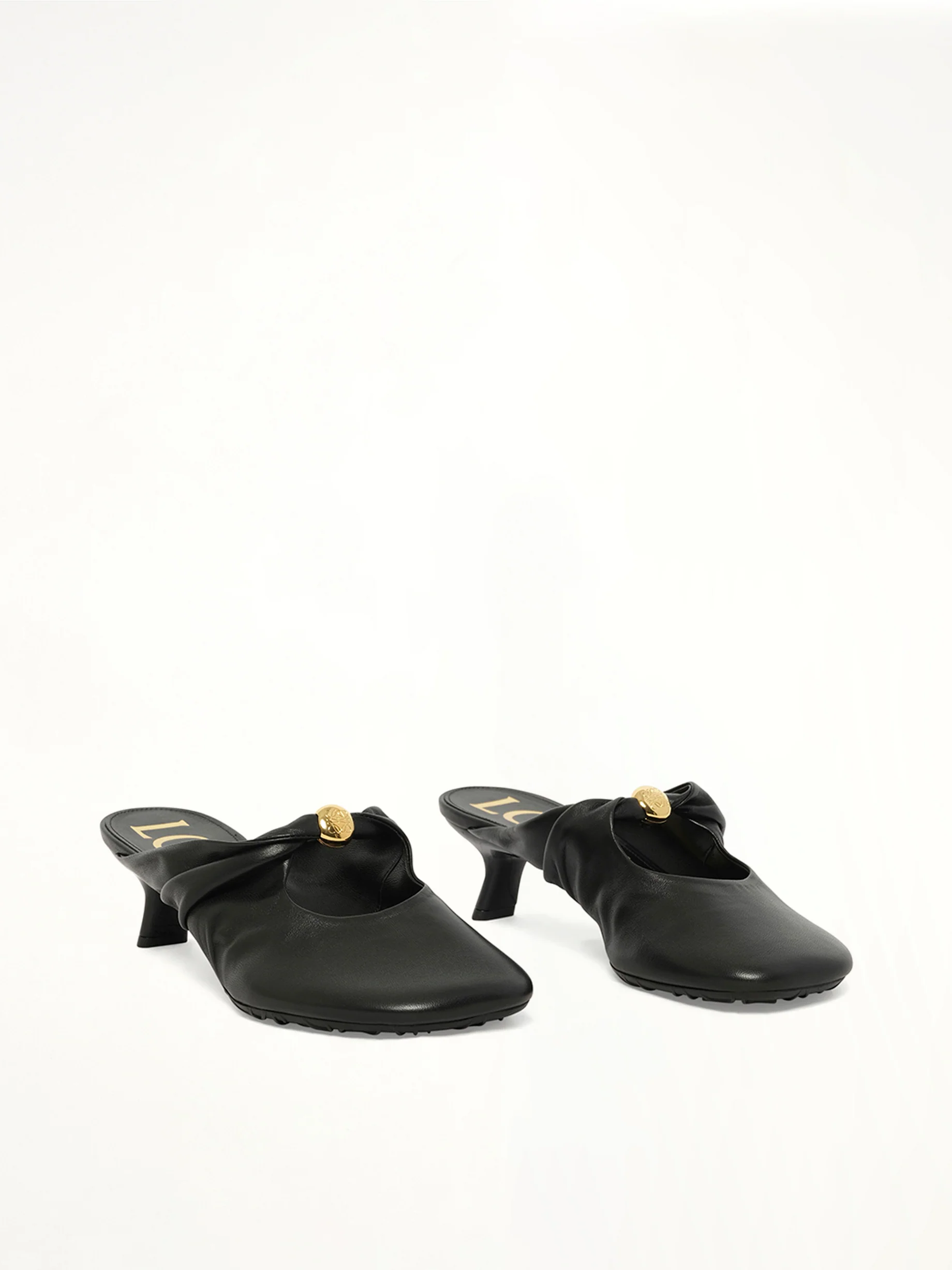 Pebble Soft Mule 45H in Black - Image 2