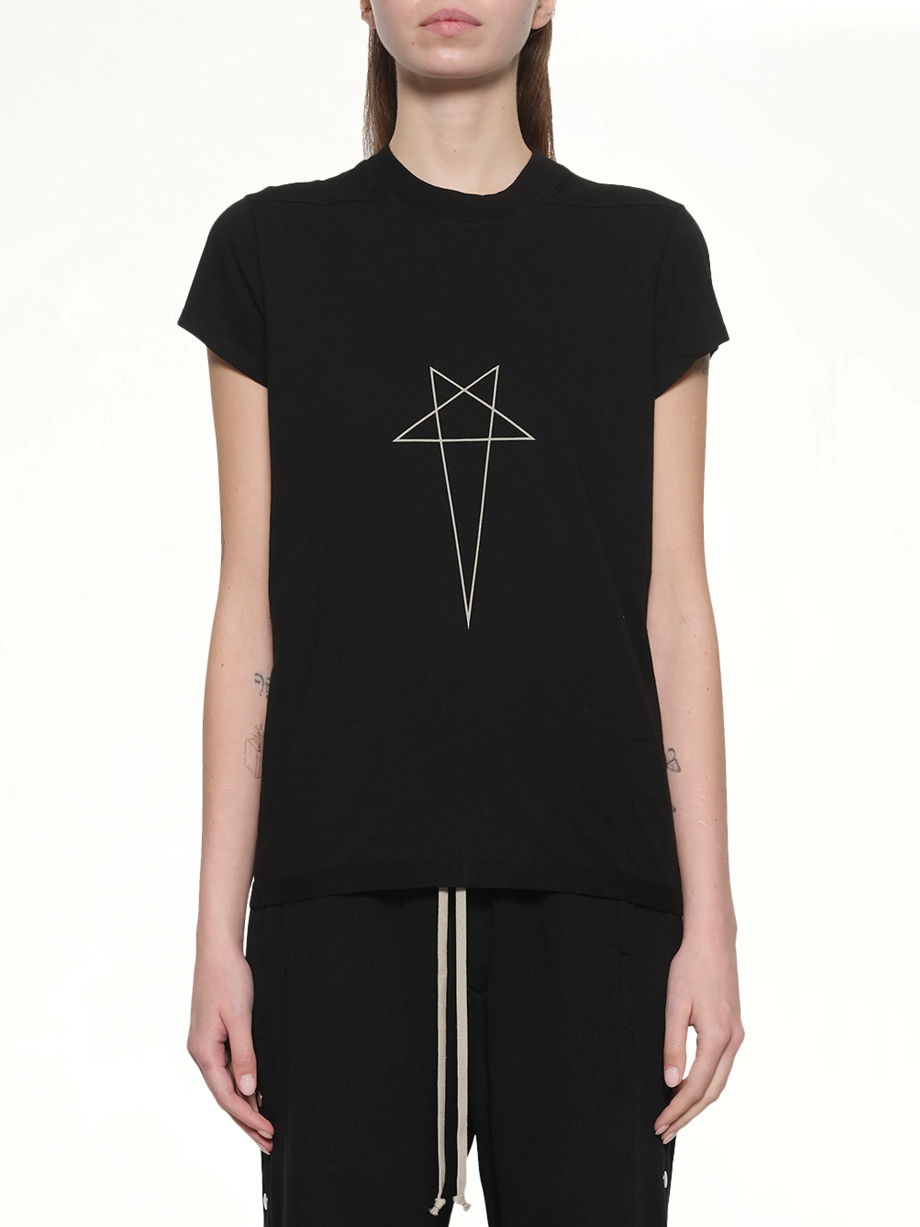 Penta Small Level T-Shirt in Black/Pearl