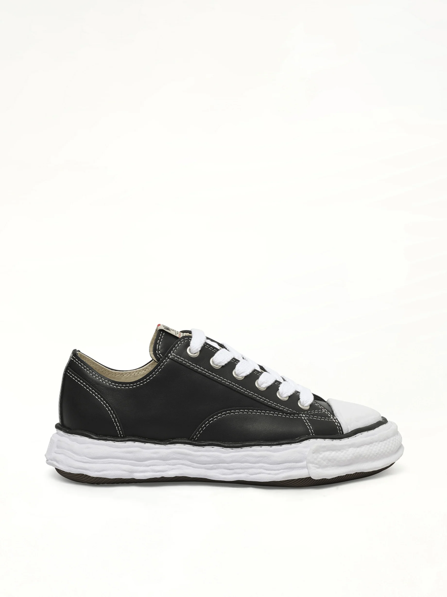 Peterson 23 OG Low Leather Sneaker in Black/White