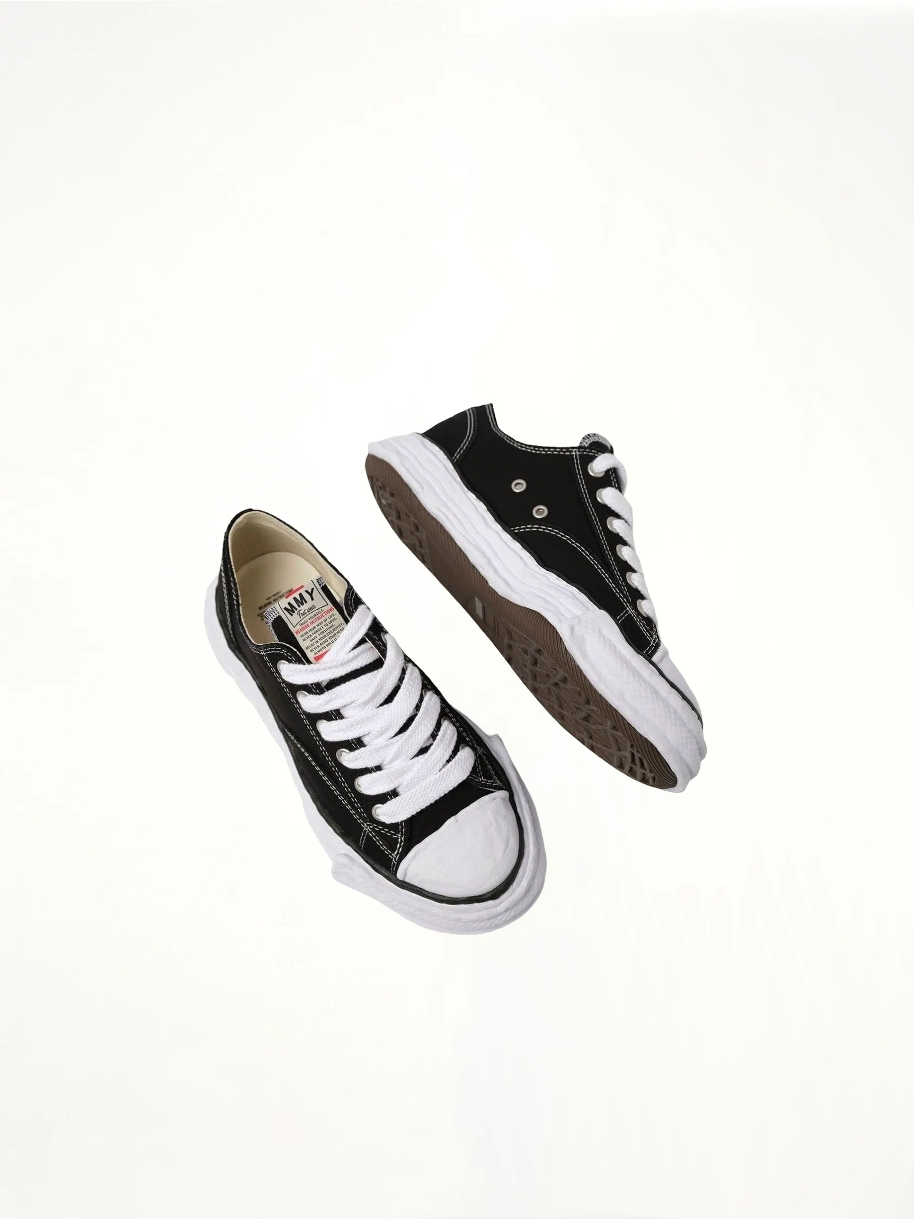Peterson 23 OG Sneaker in Black/White - Image 4