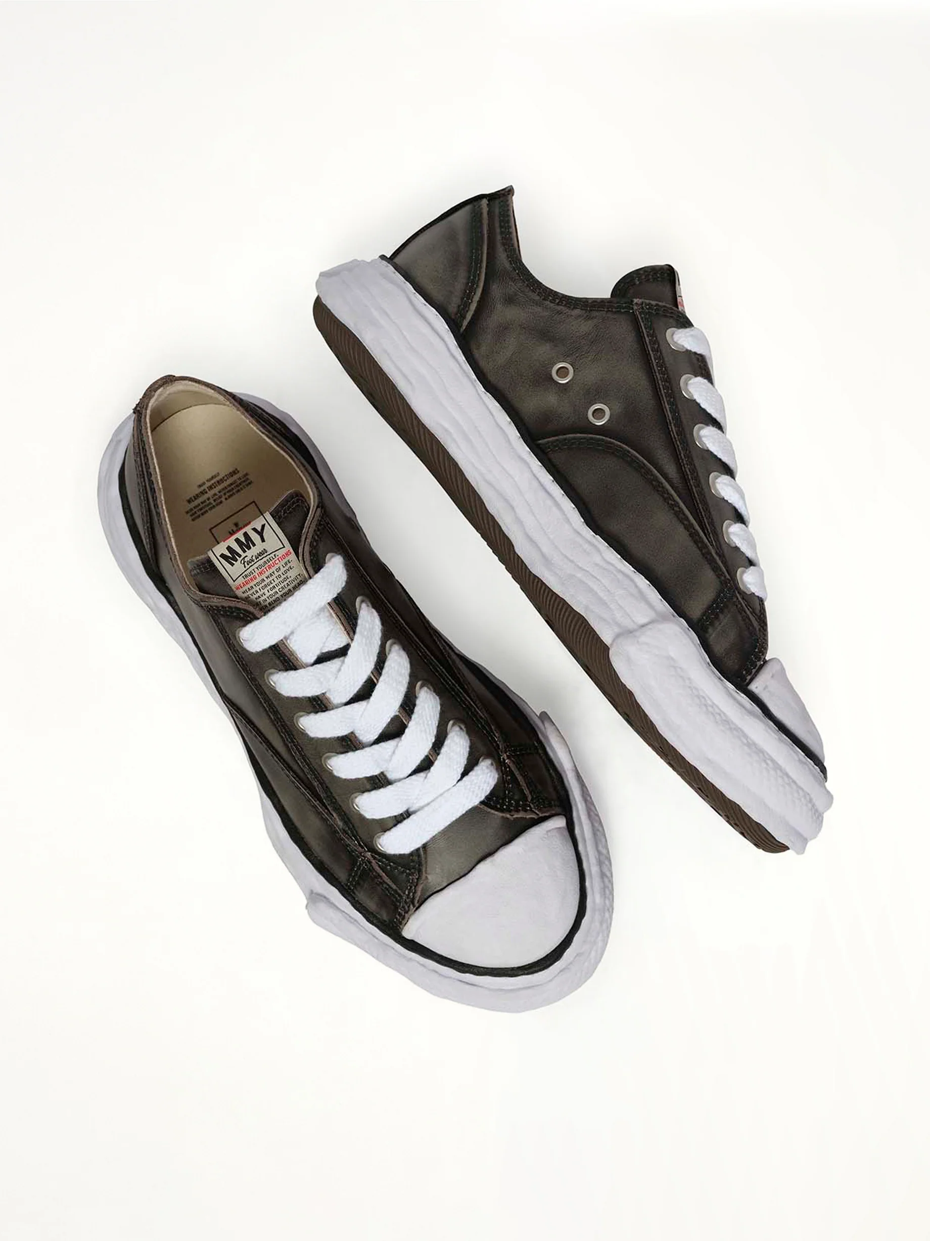 Peterson 23 OG Vintage Leather Sneaker in Black - Image 4