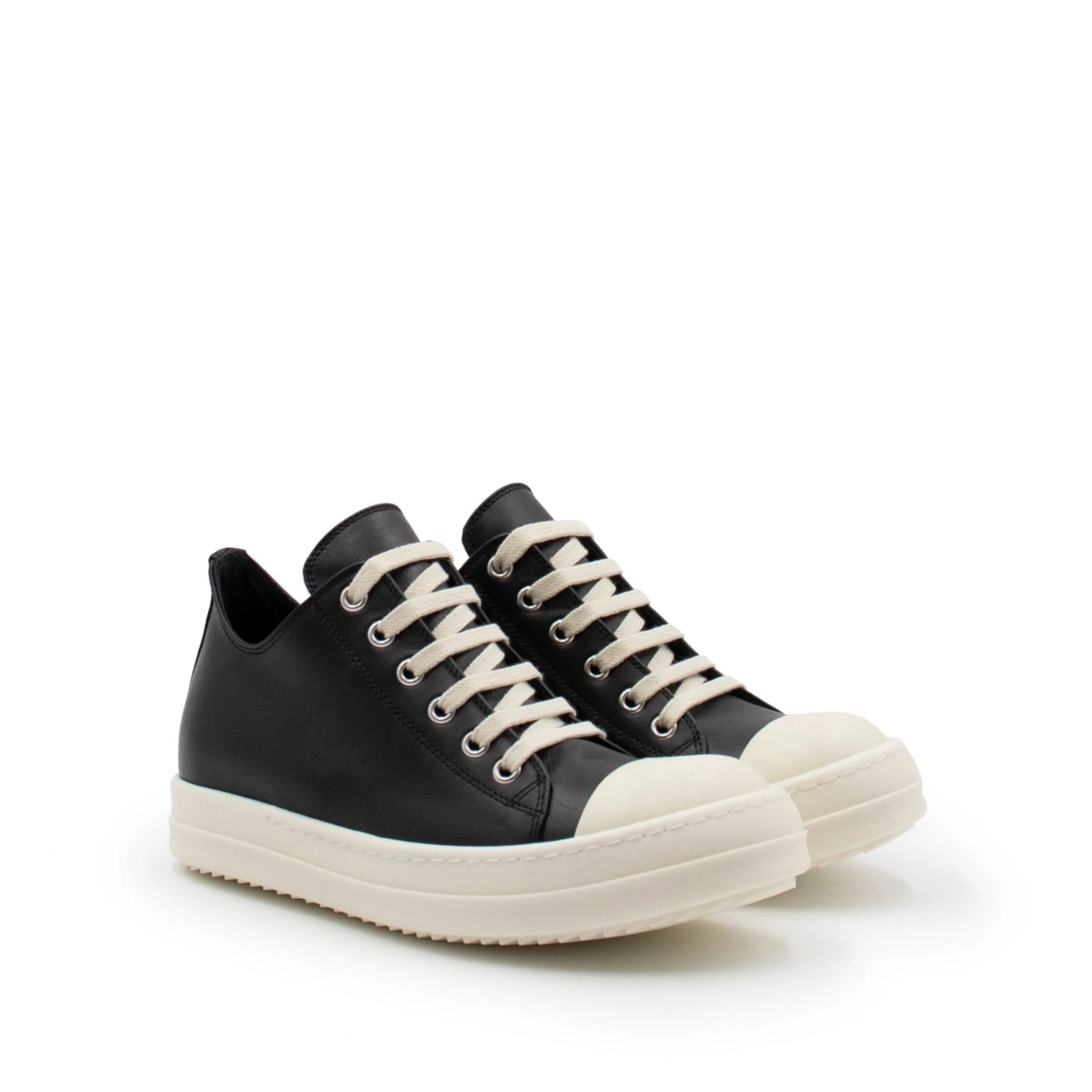 Phlegethon Low Sneakers in Black - Image 2