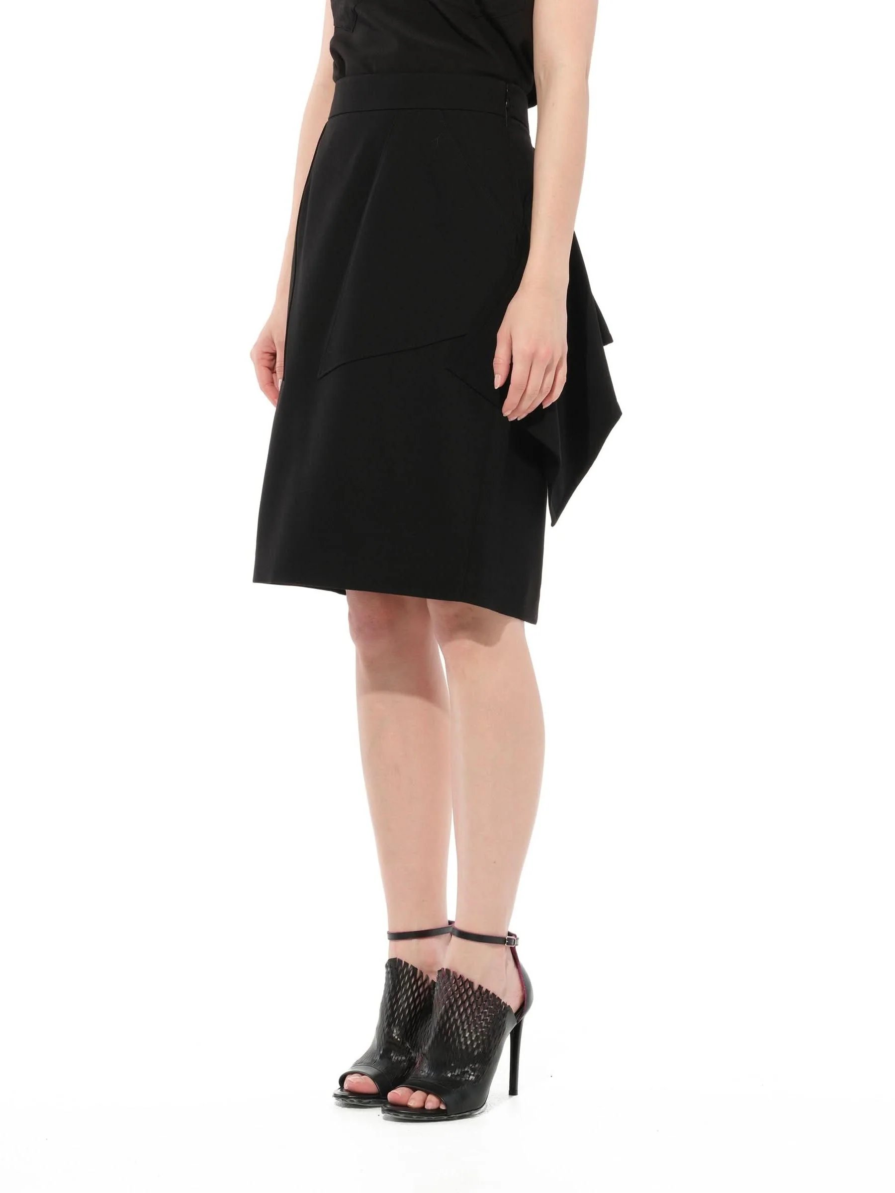 Podium Skirt in Black - Image 5