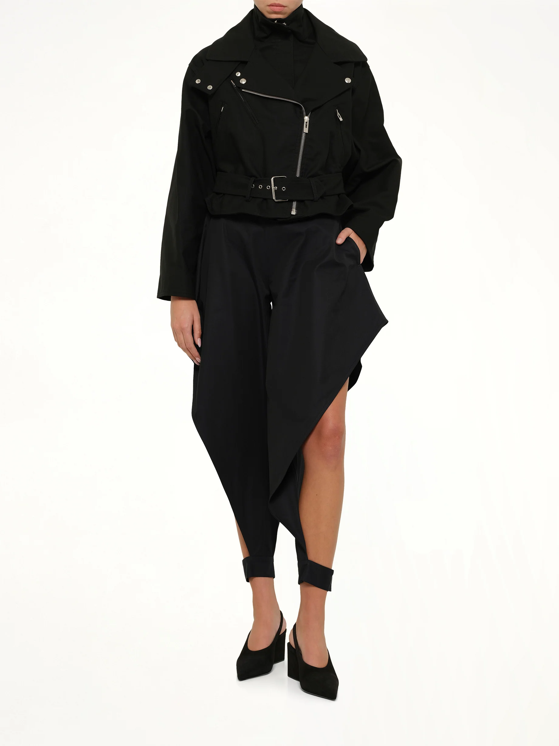 Pointed Pants in Minuit - Image 4