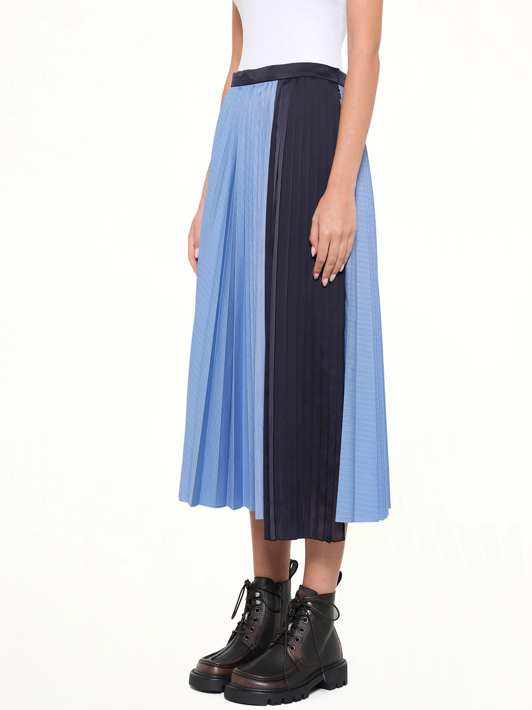 Poplin Pleat Skirt in Blue Stripe - Image 3