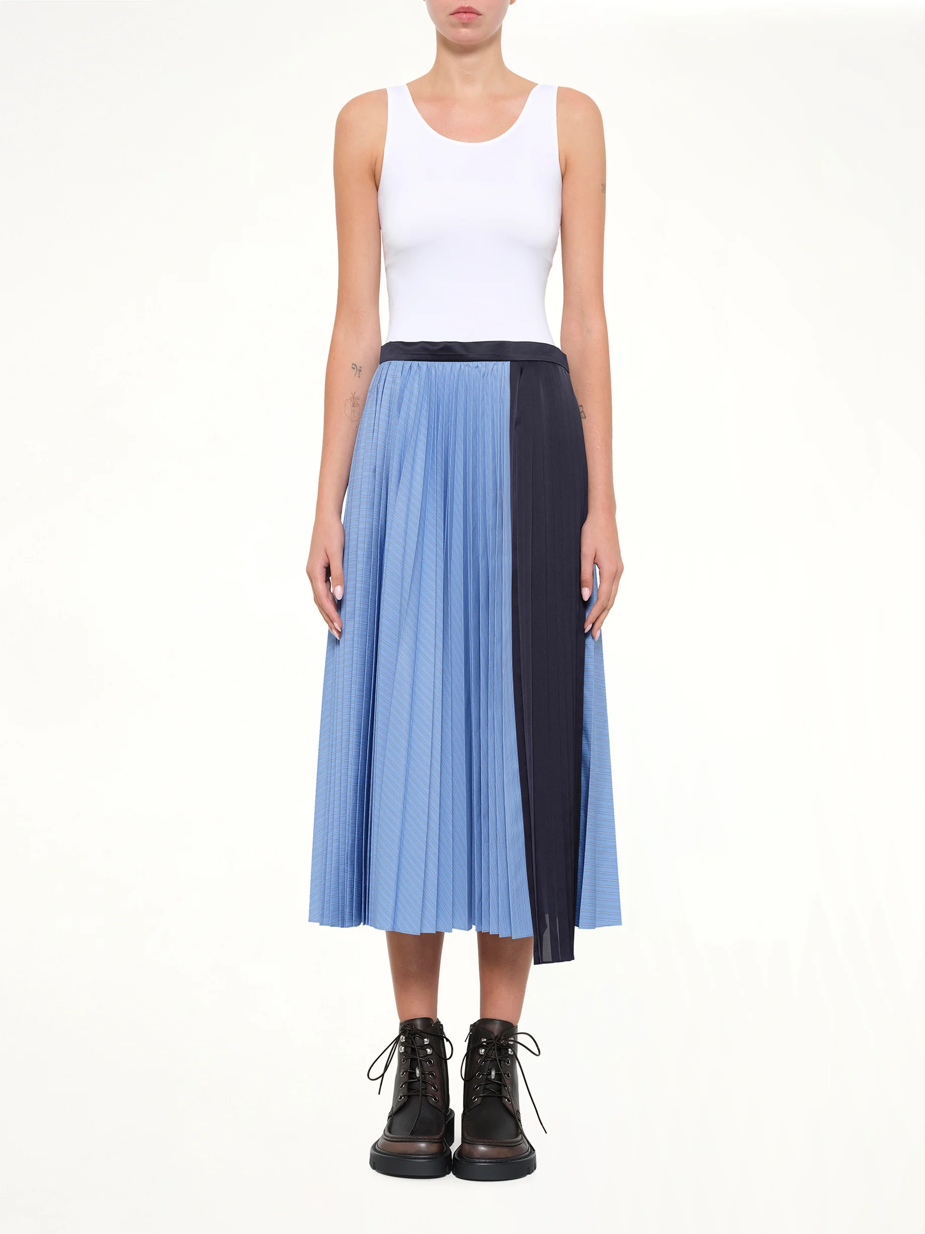 Poplin Pleat Skirt in Blue Stripe - Image 7