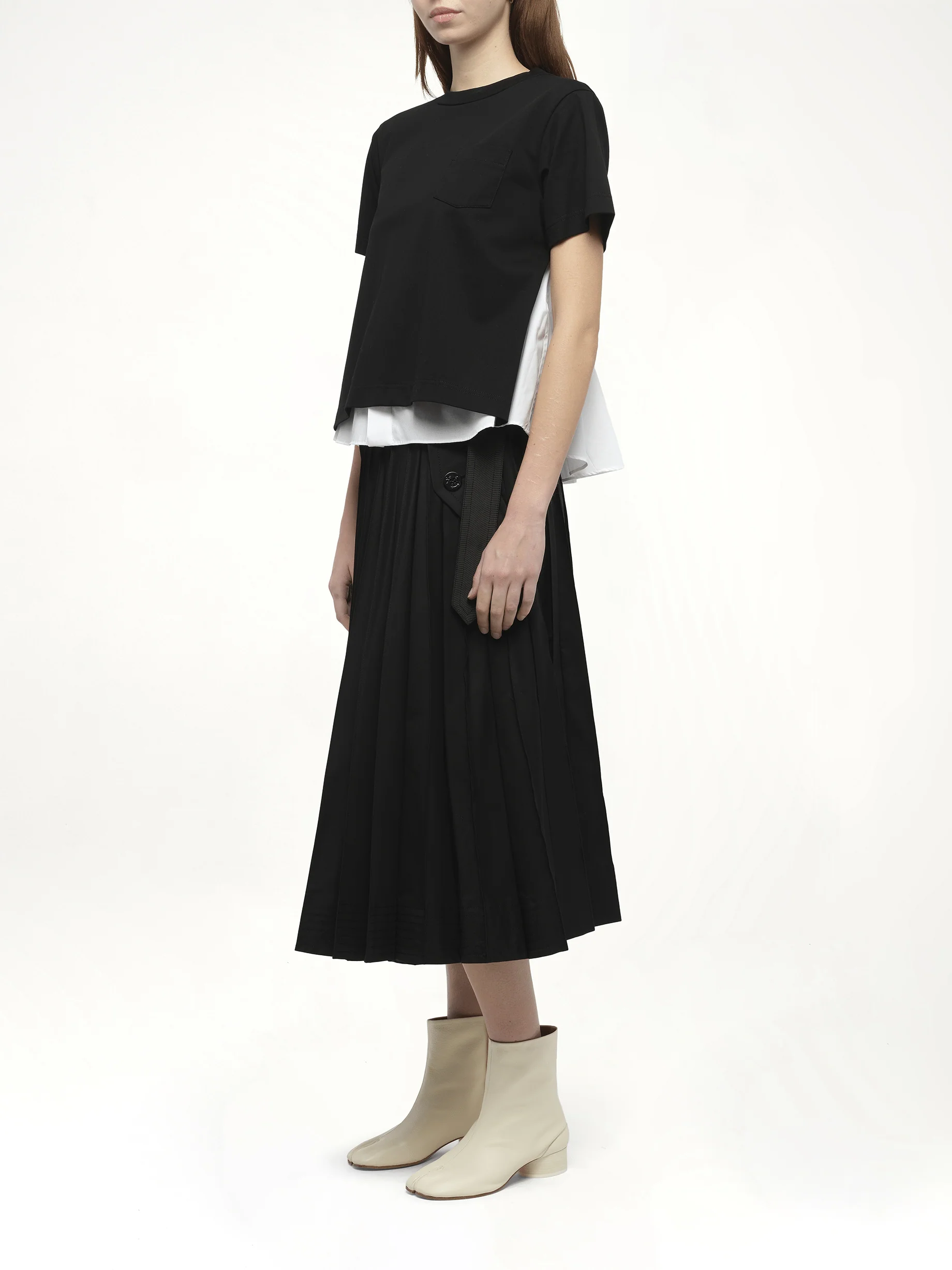 Poplin x Cotton Jersey T-Shirt in Black/Off White - Image 4