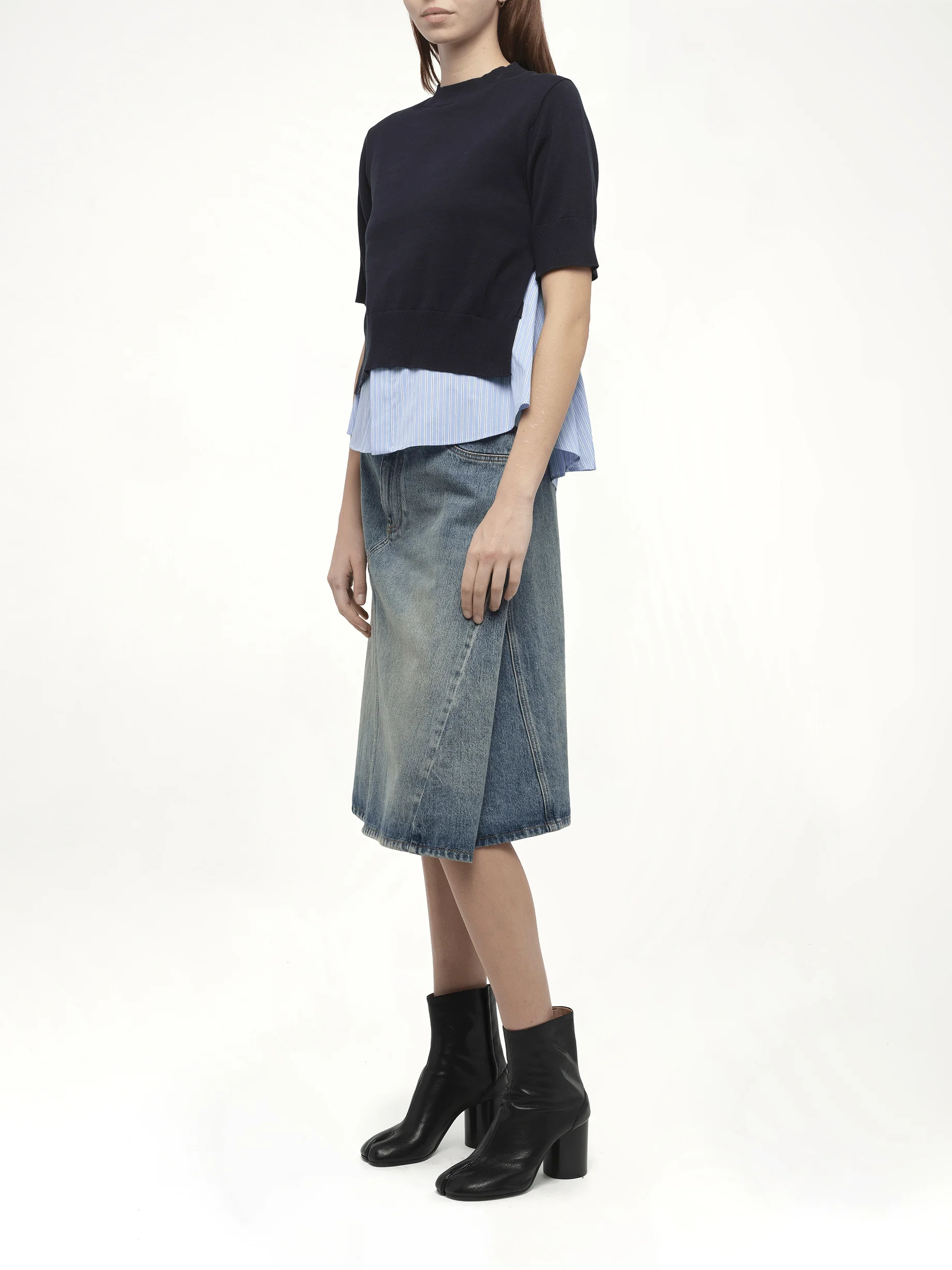 Poplin x Knit Pullover in Navy/Light Blue Stripe - Image 4