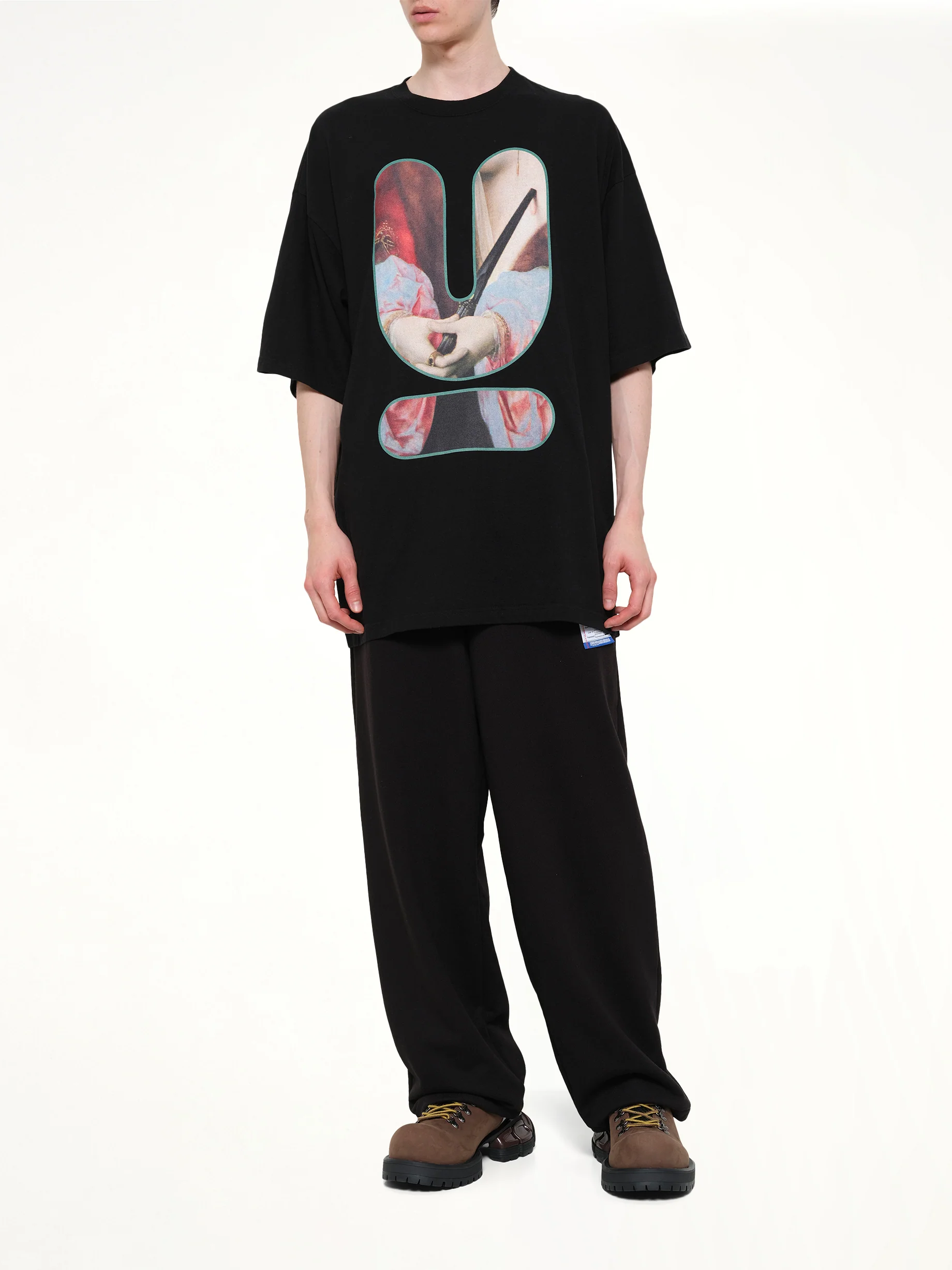 Portrait U Logo T-Shirt in Black - Image 4