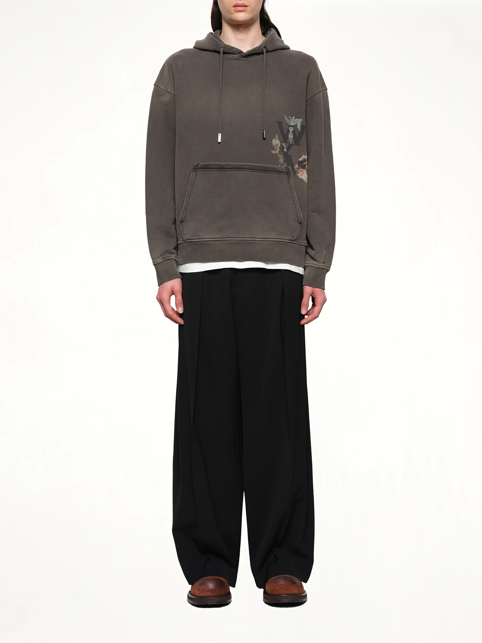 Print Hoodie in Mud - Image 7
