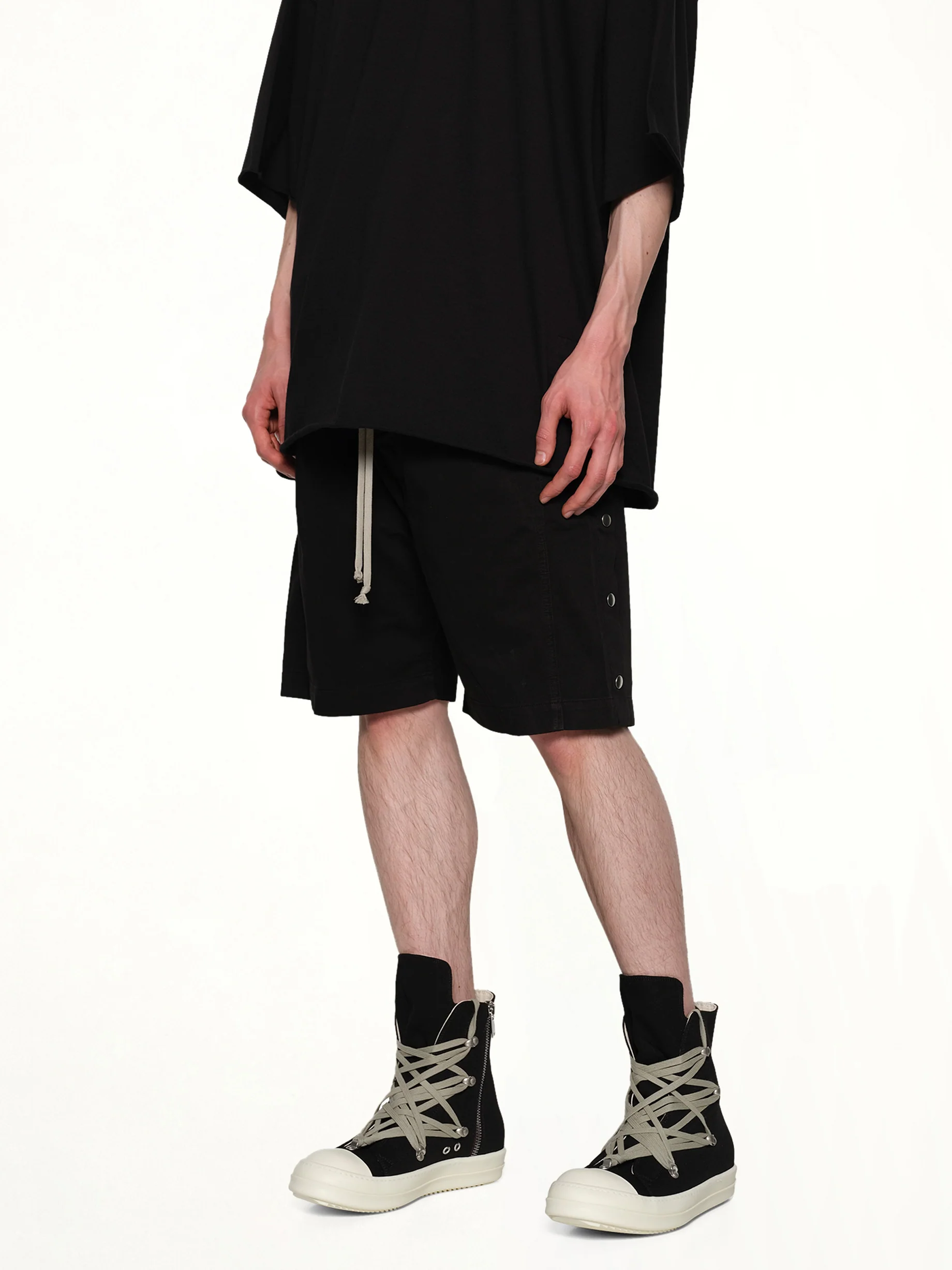 Pusher Shorts in Black - Image 6