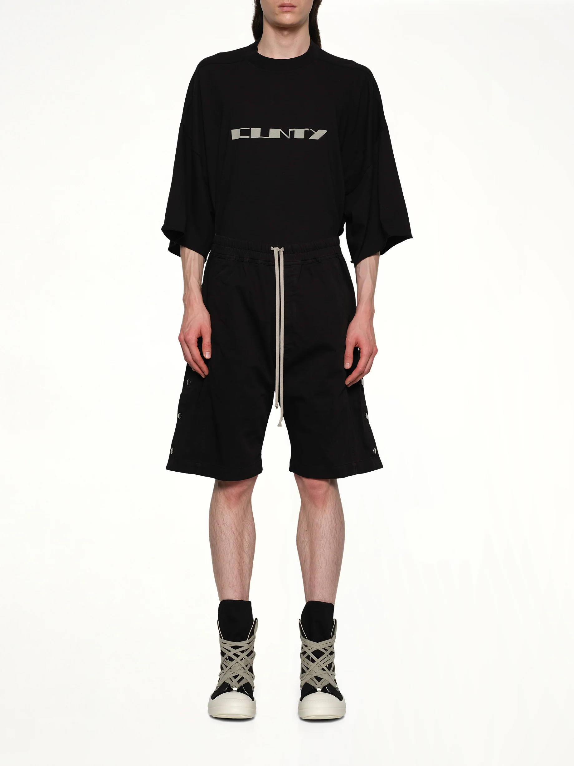Pusher Shorts in Black - Image 7
