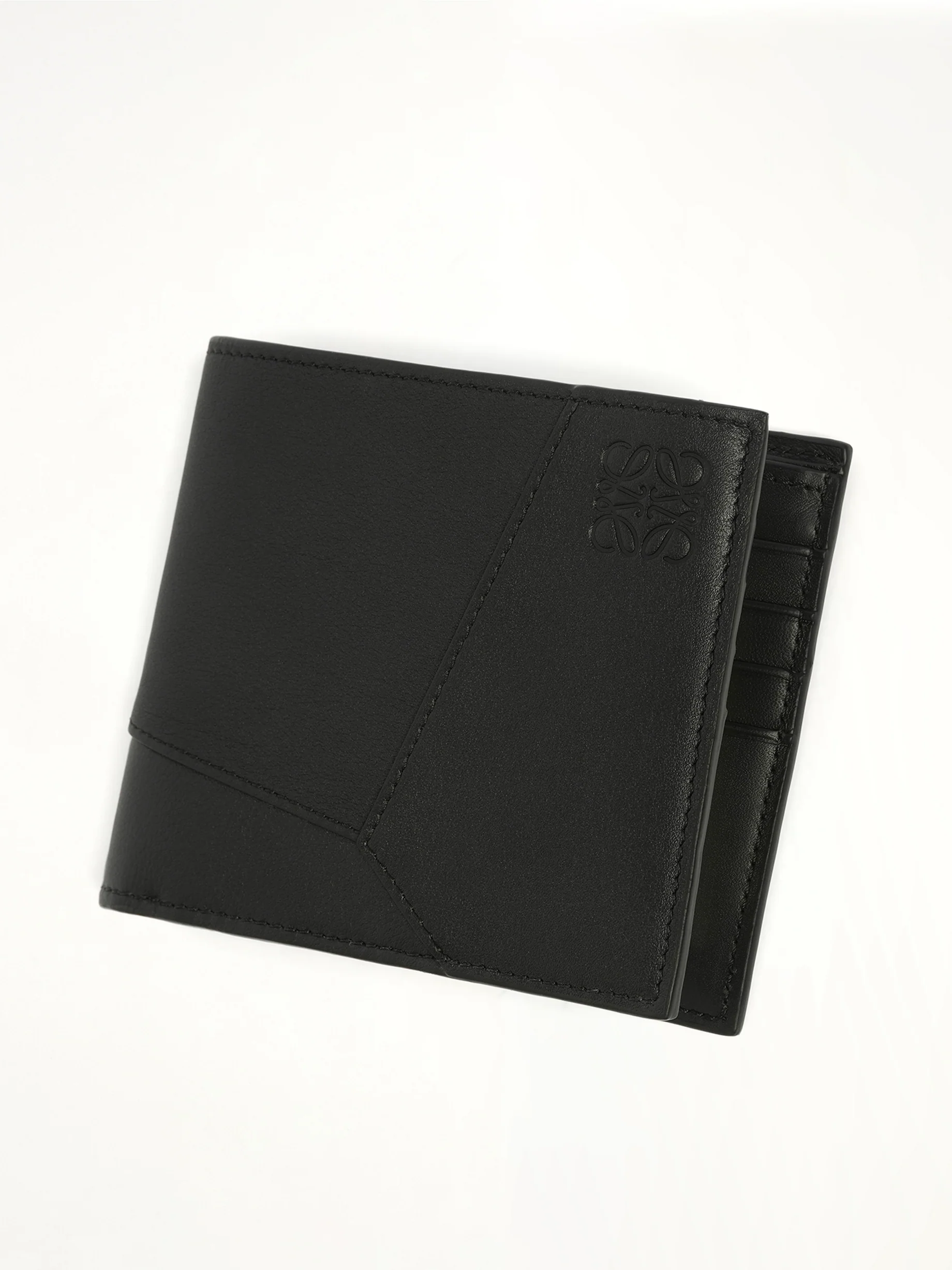 Puzzle Edge Bifold Wallet in Black - Image 5
