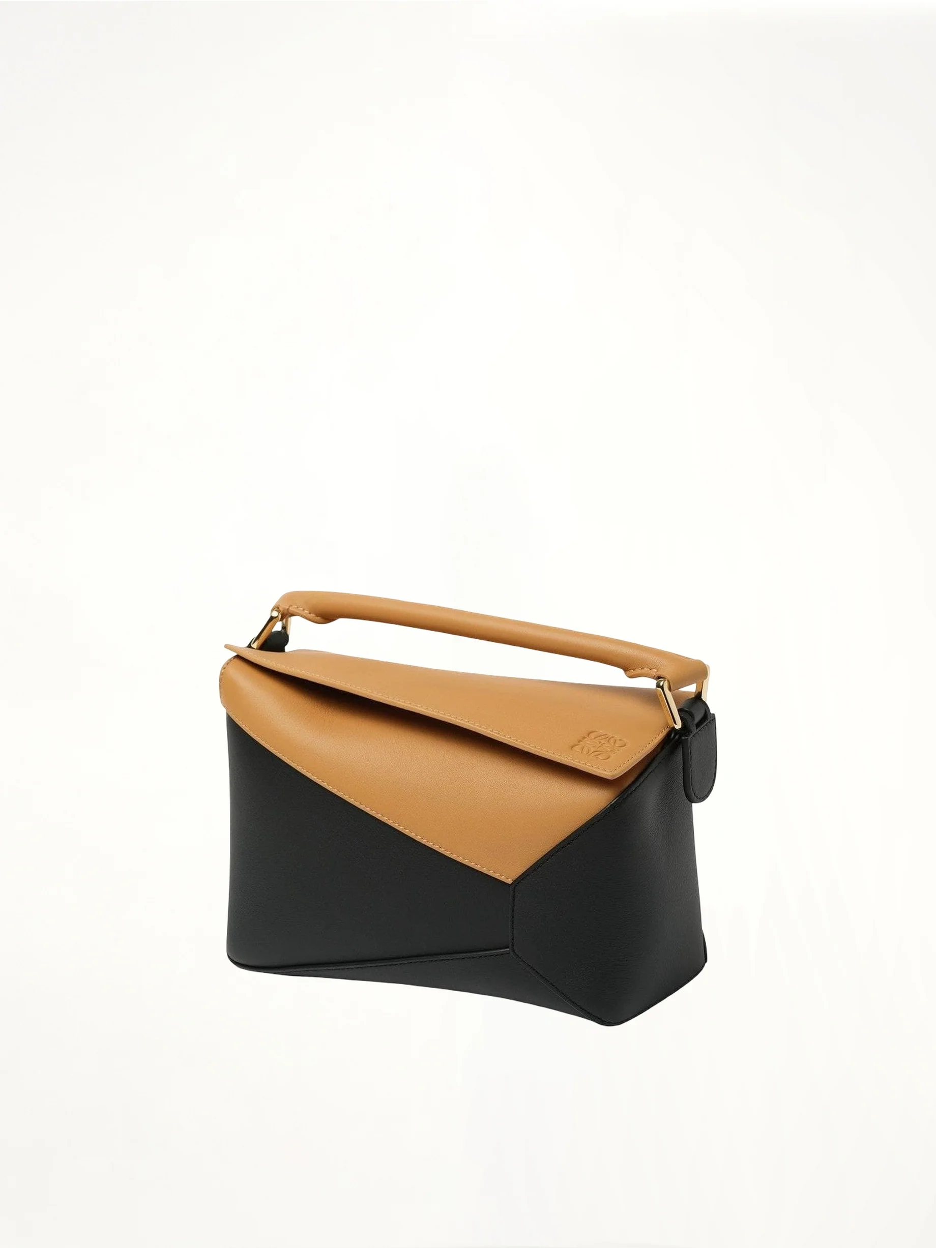 Puzzle Edge Small Bicolour Bag in Warm Desert/Black - Image 2