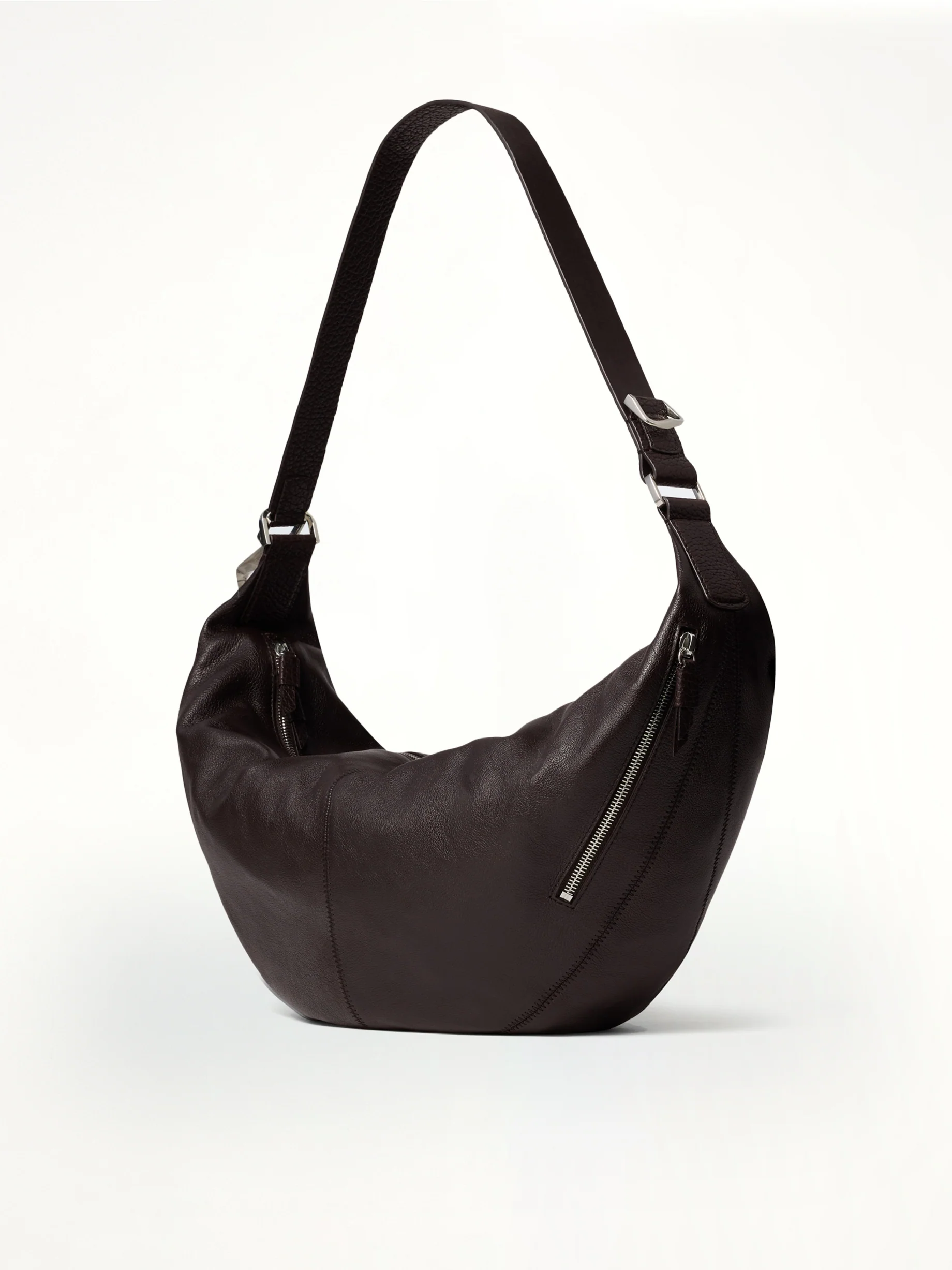 Quiver Clip Bag in Dark Chocolate - Image 2