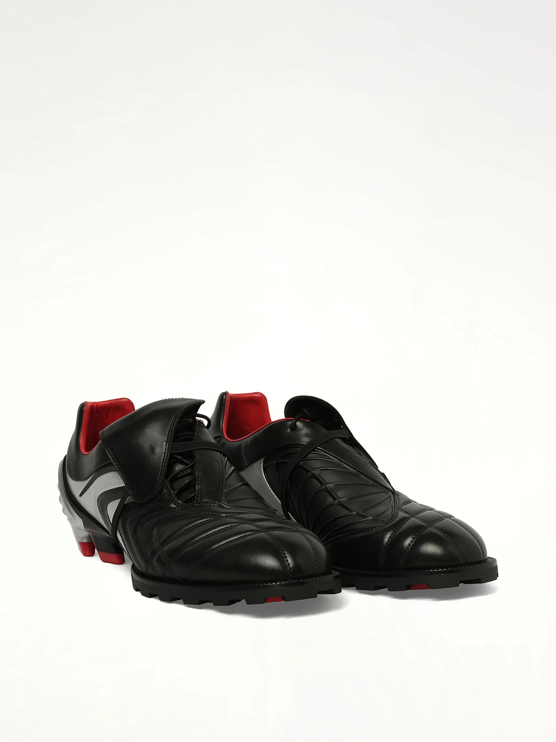 Re90 Sneaker in Black/Silver/Red - Image 2