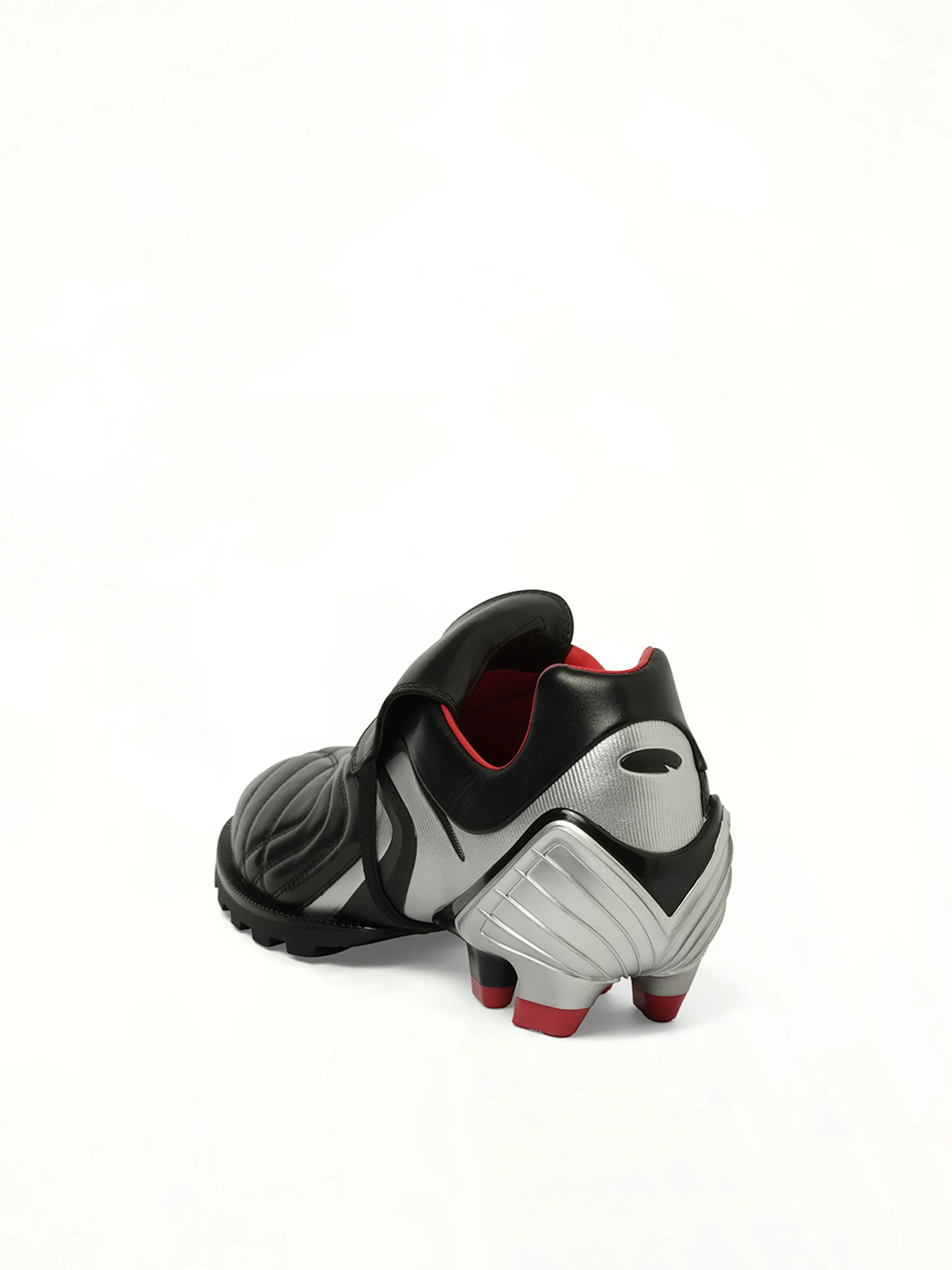 Re90 Sneaker in Black/Silver/Red - Image 3