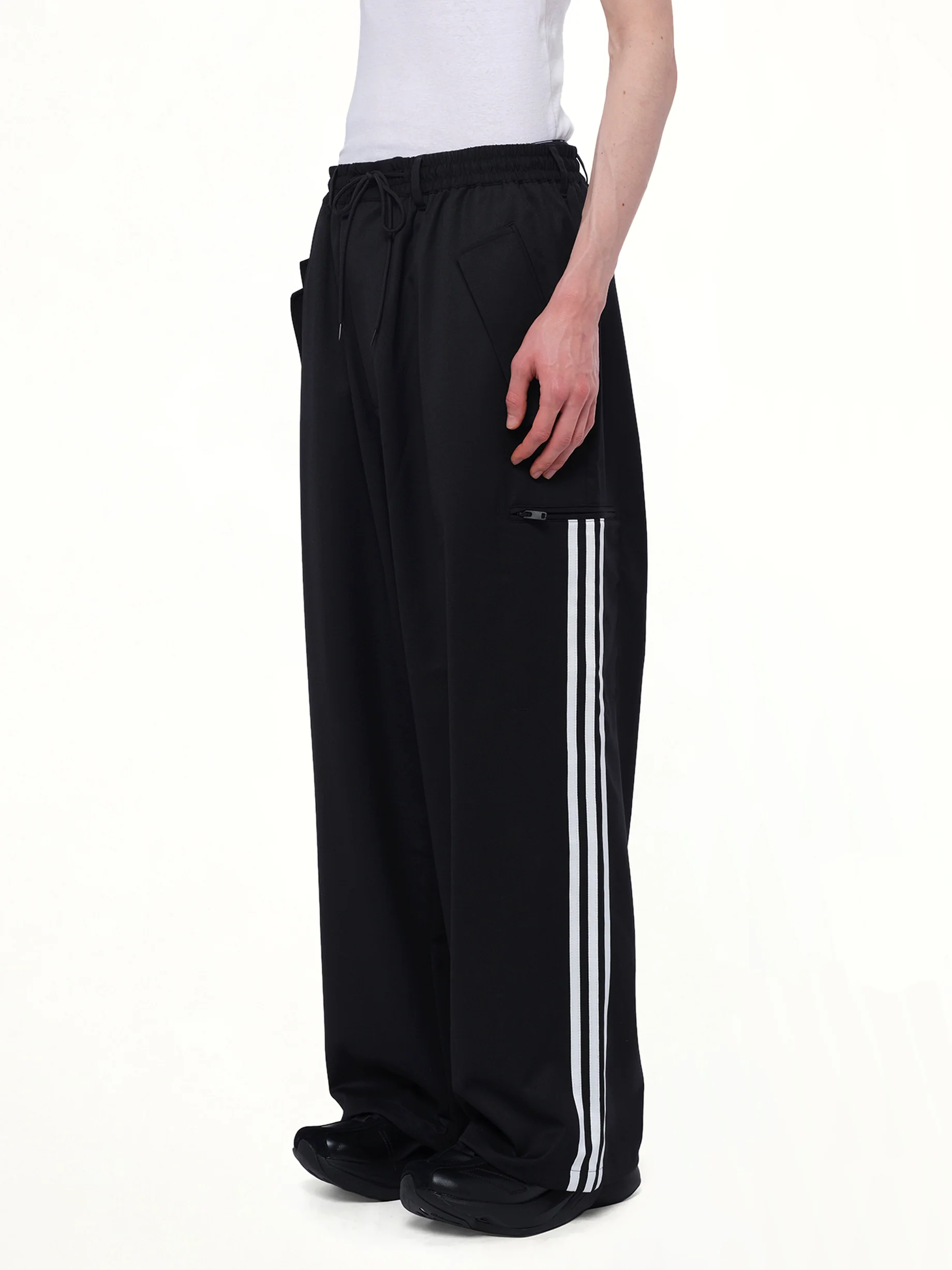 Refined Wool Pants in Black - Image 3