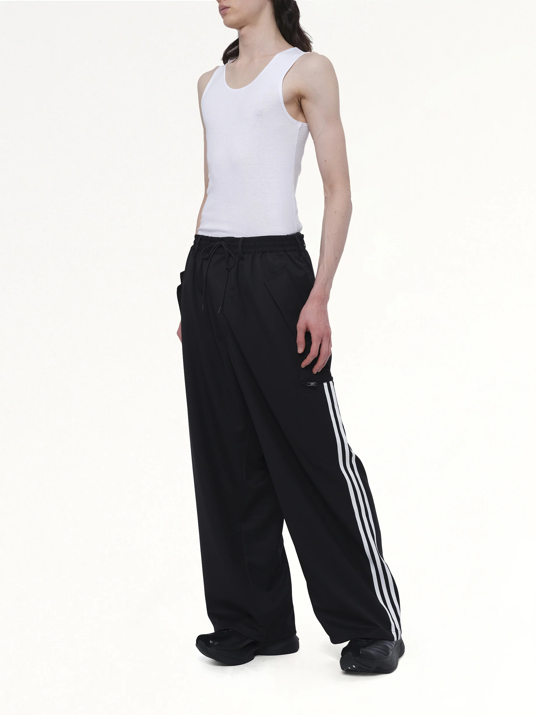 Refined Wool Pants in Black - Image 4