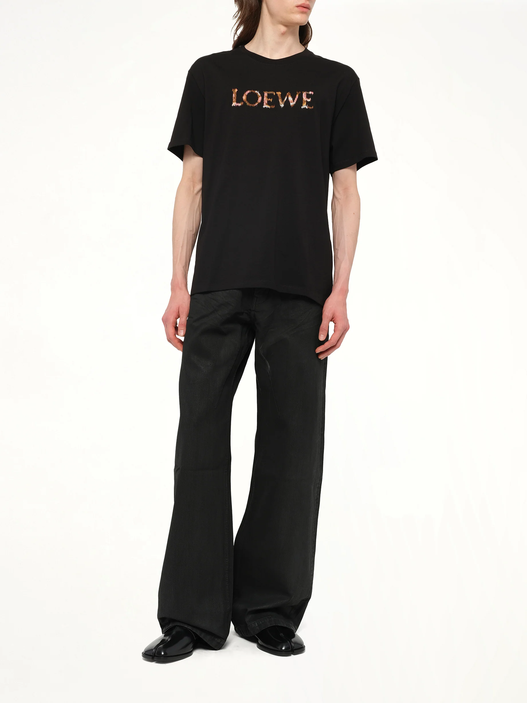 Relaxed Fit T-Shirt in Black - Image 4