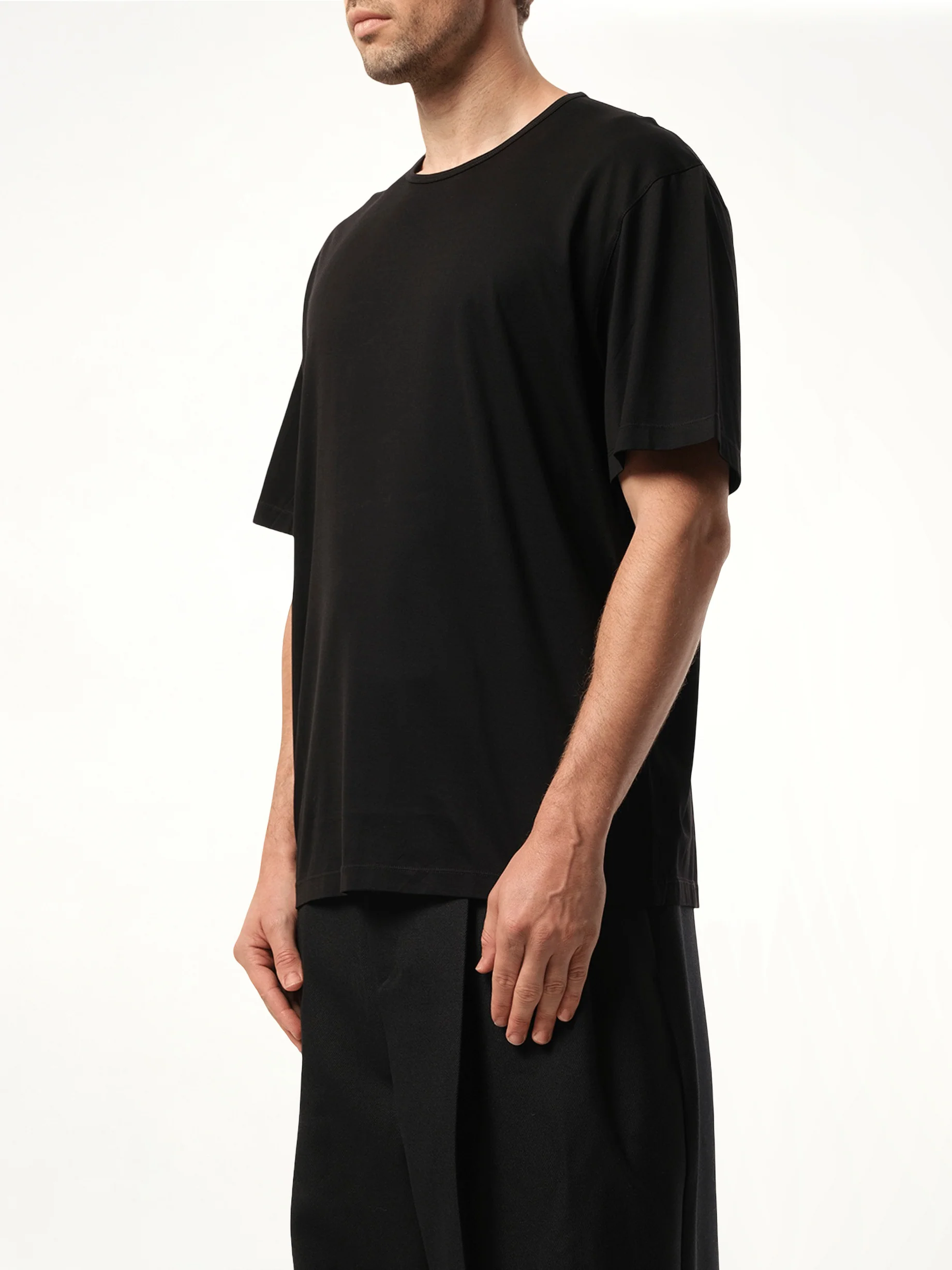 Relaxed T-Shirt in Black - Image 5