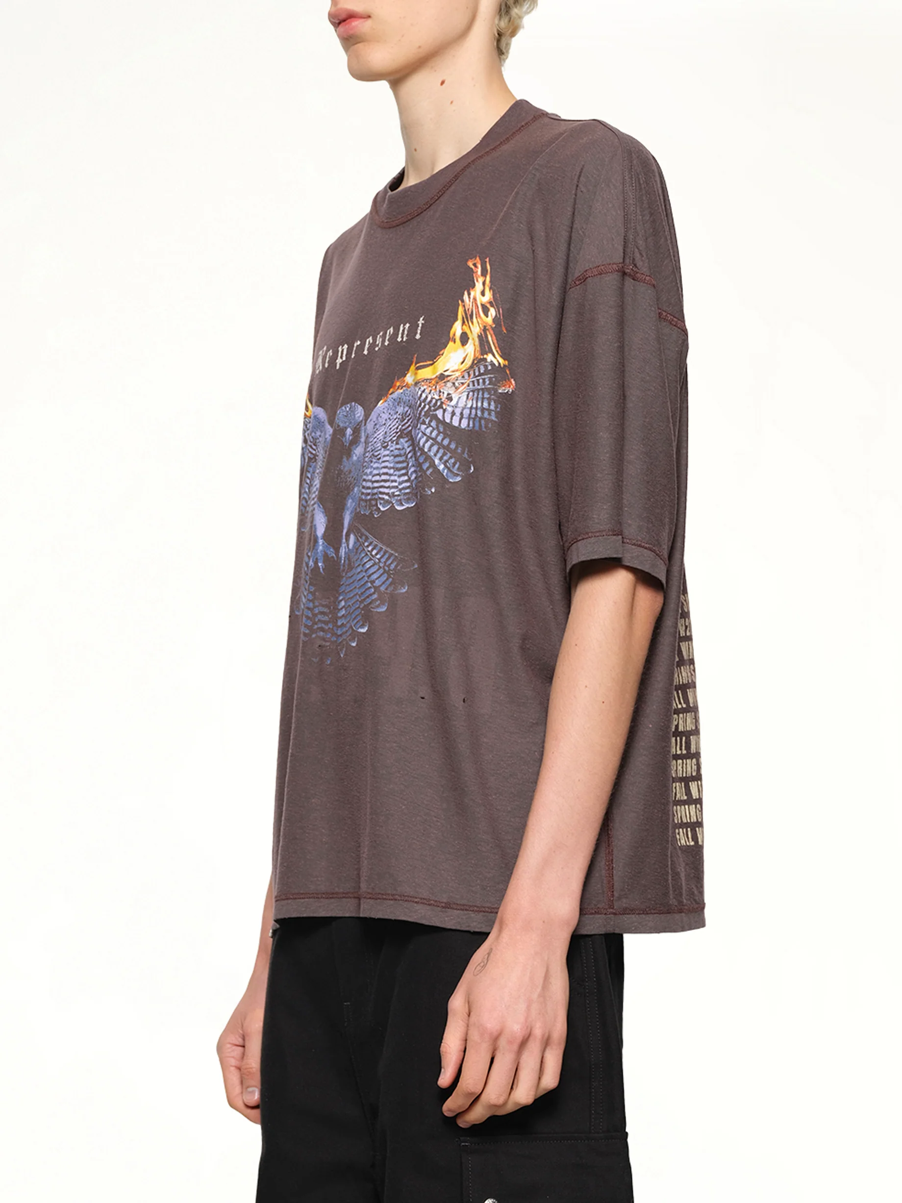 Reversible Living Legacy Falcon T-Shirt in Nero - Image 10