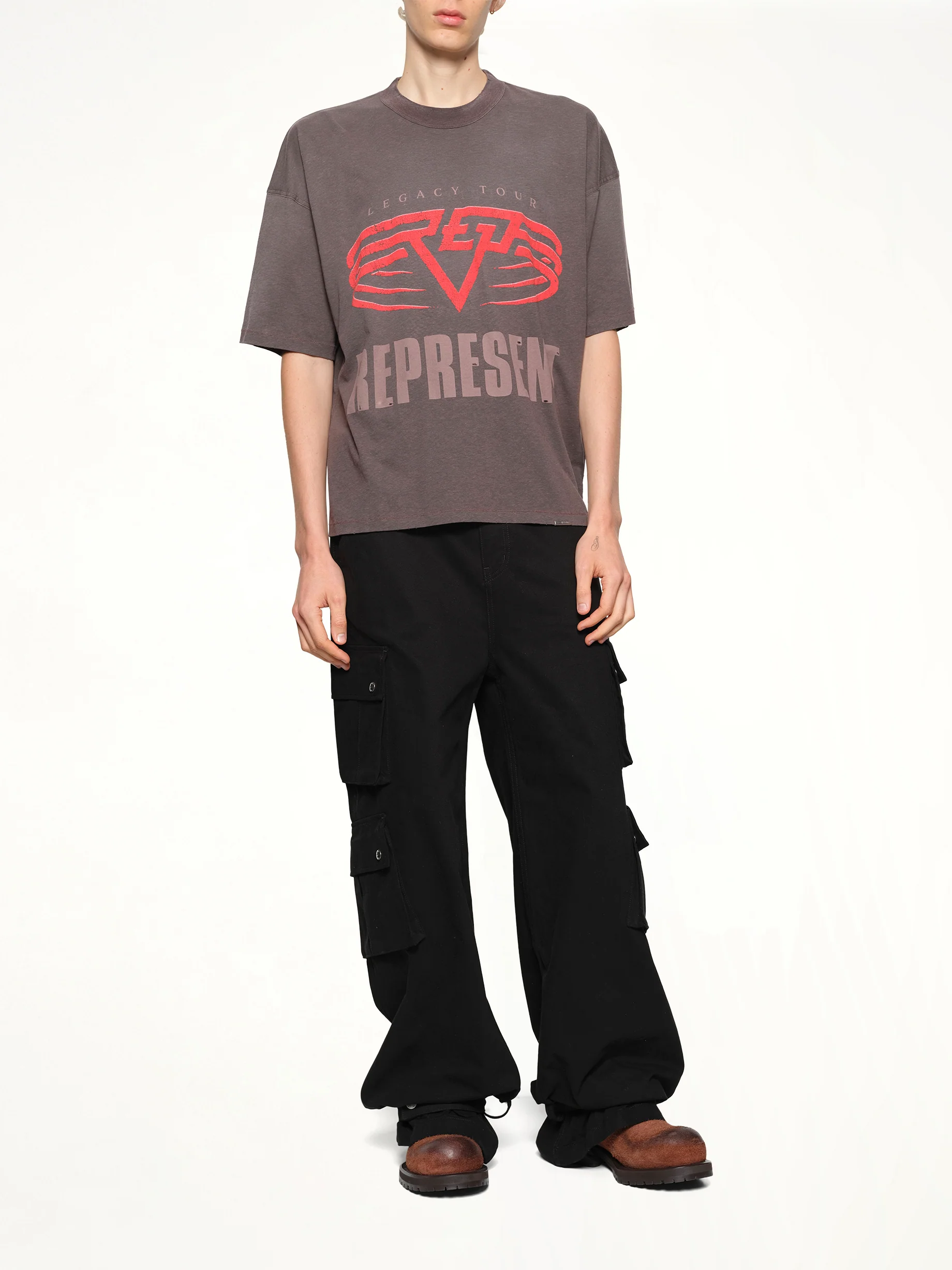 Reversible Living Legacy Falcon T-Shirt in Nero - Image 4