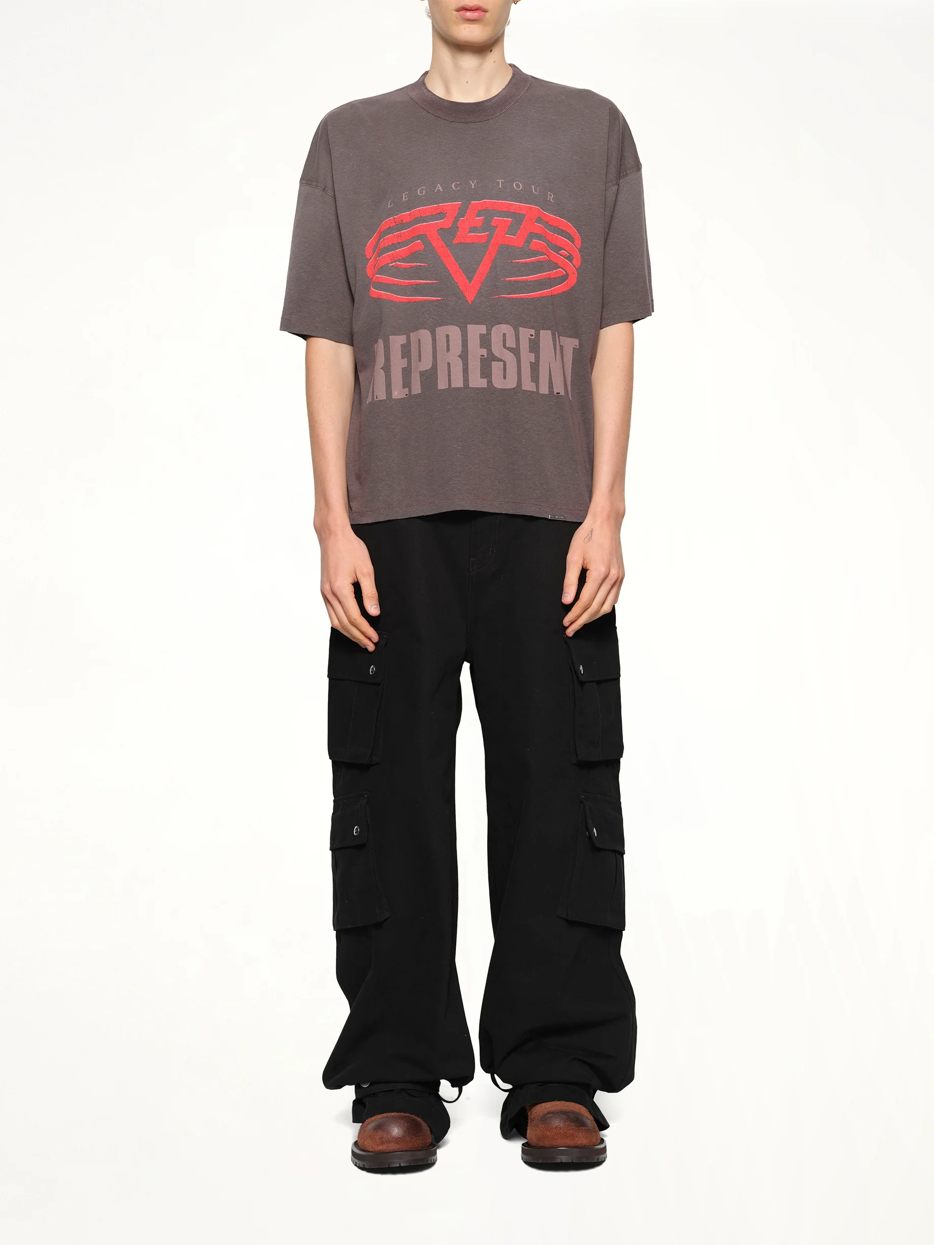 Reversible Living Legacy Falcon T-Shirt in Nero - Image 7