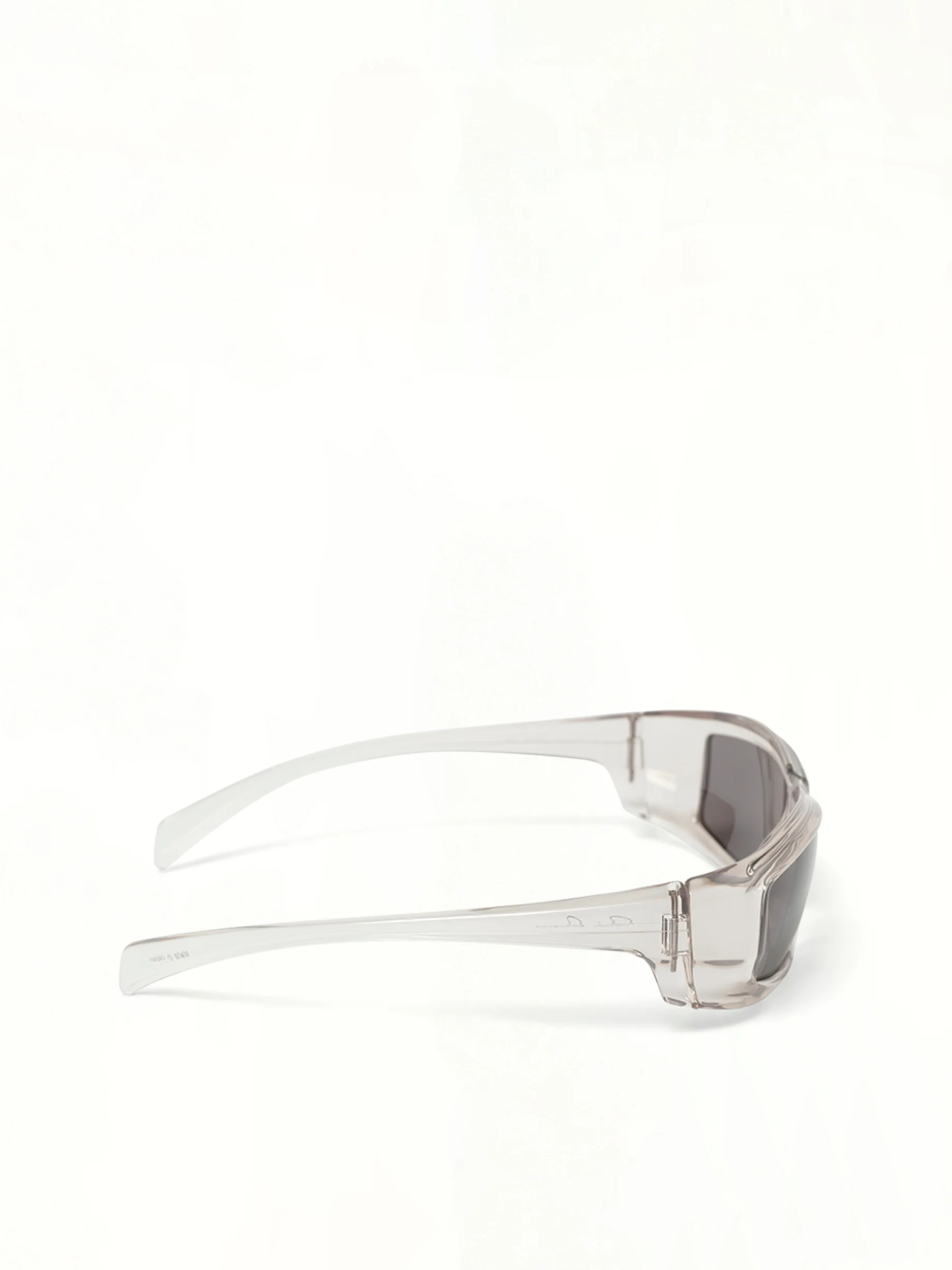 Rick Transparent Sunglasses in Black - Image 4