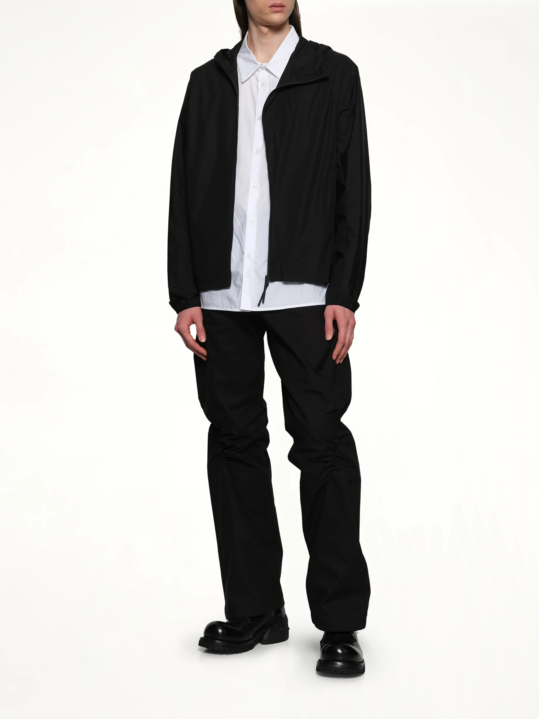 Runner Jacket (Archive) in Black - Image 4