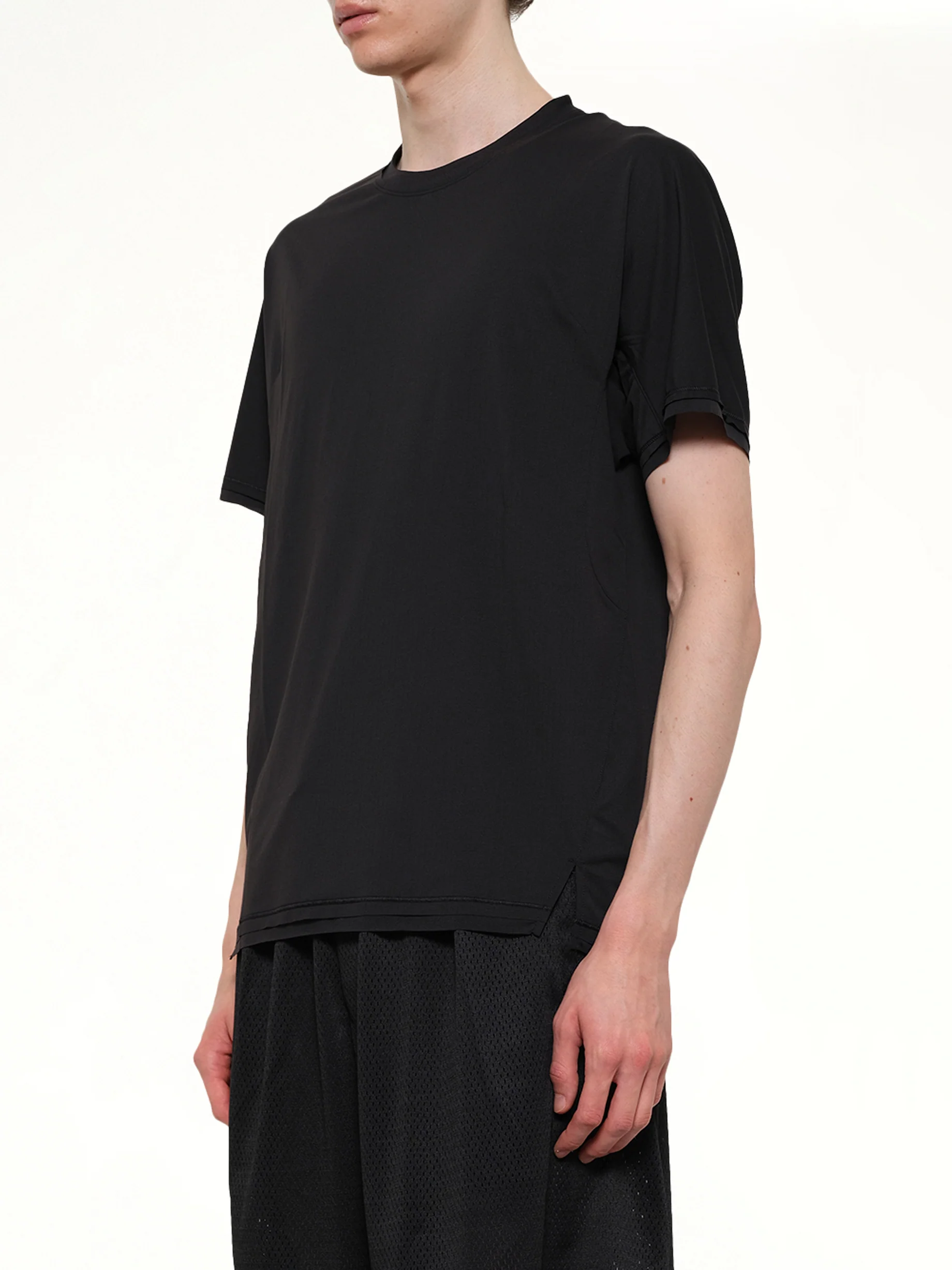 Running T-Shirt in Black - Image 3